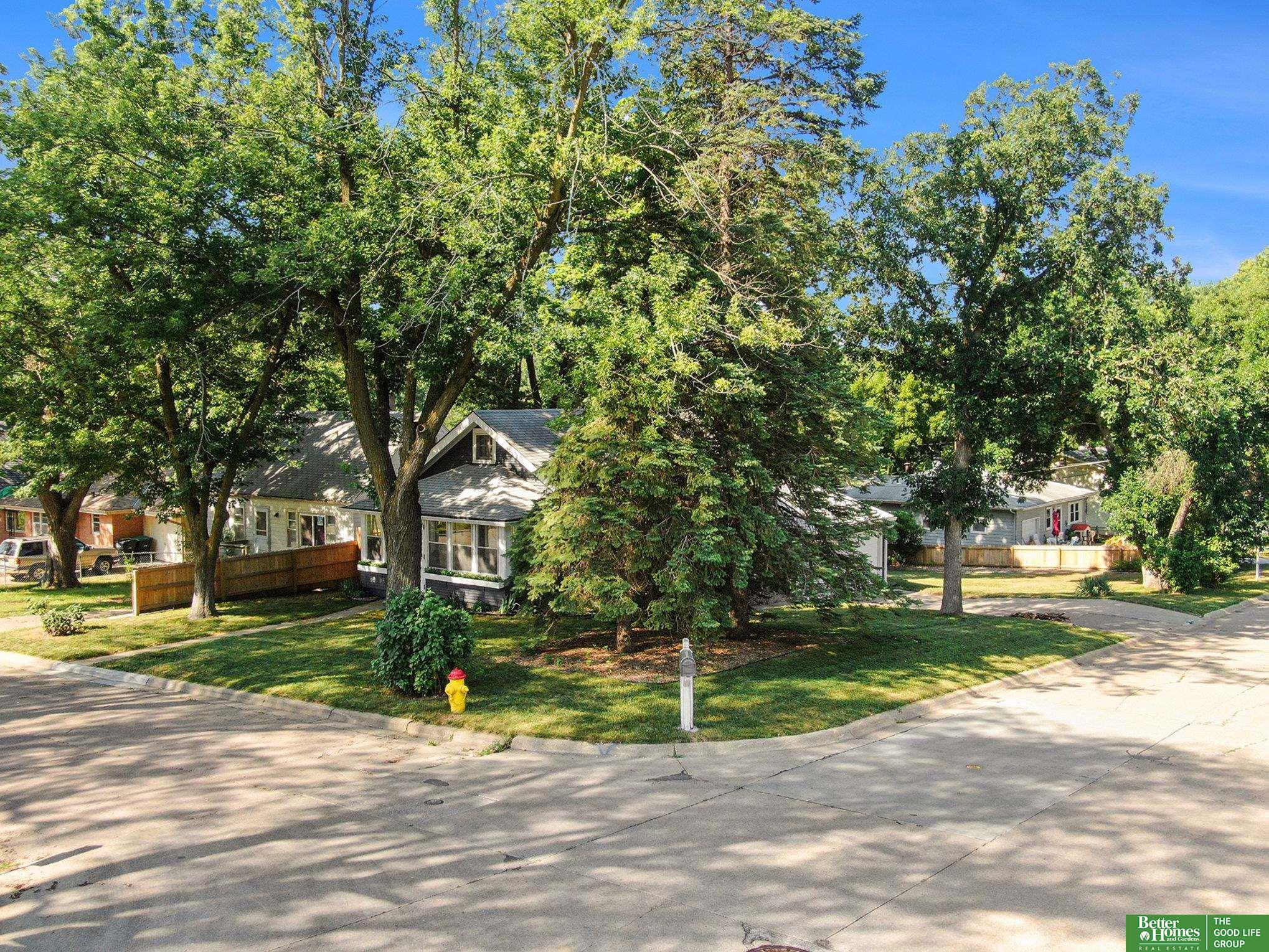 7752 N 37th Street