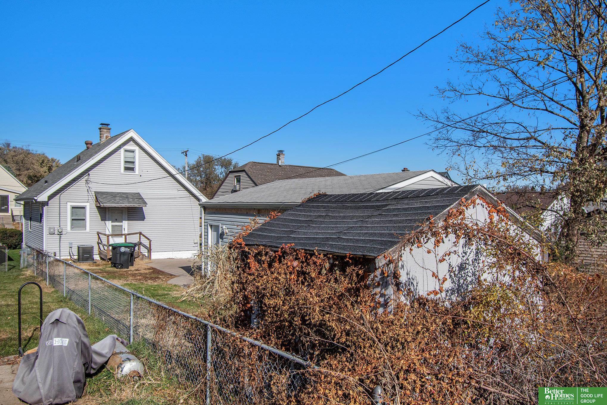 5031 Maple Street
