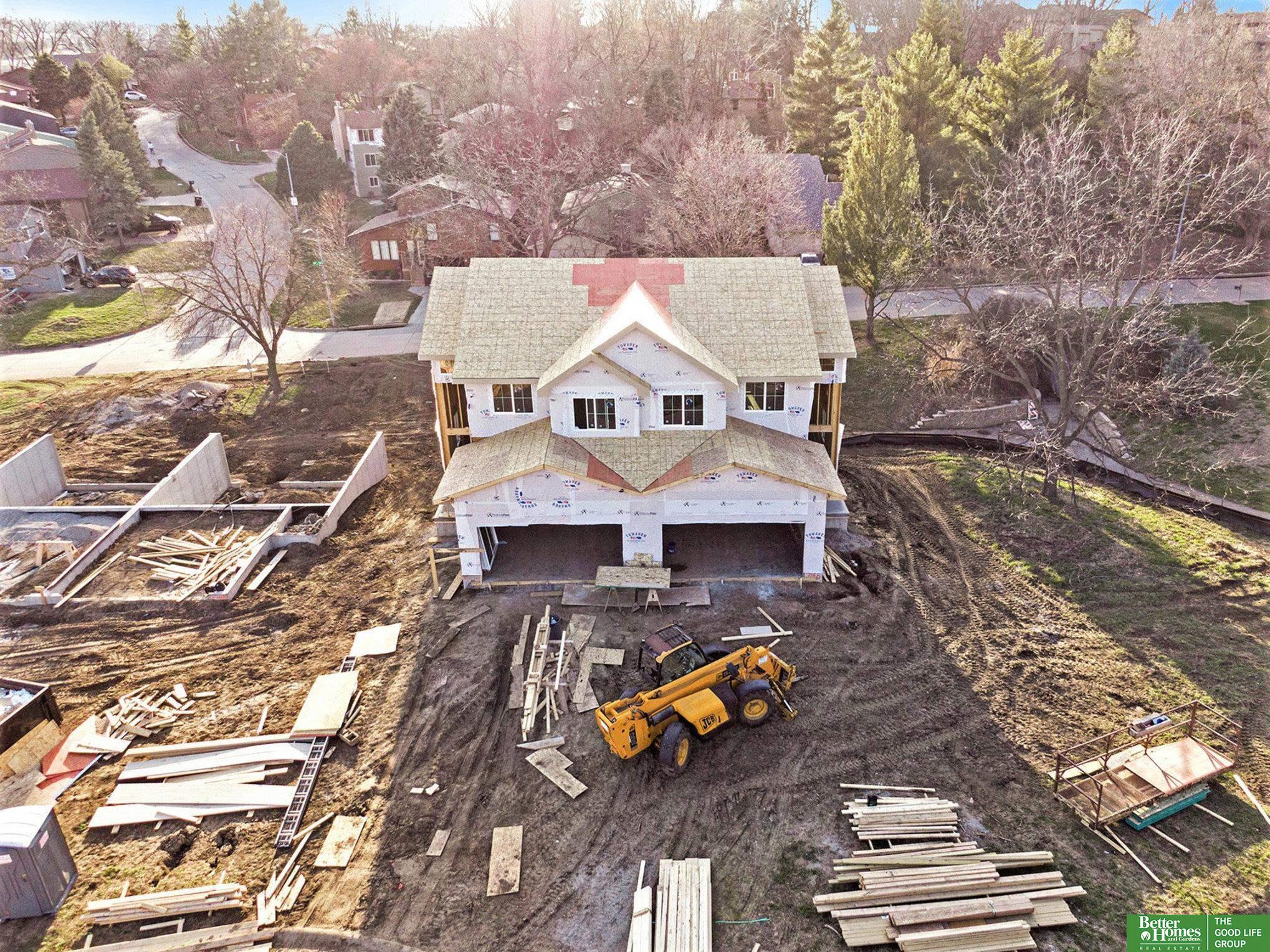 7166 N 79th Court
