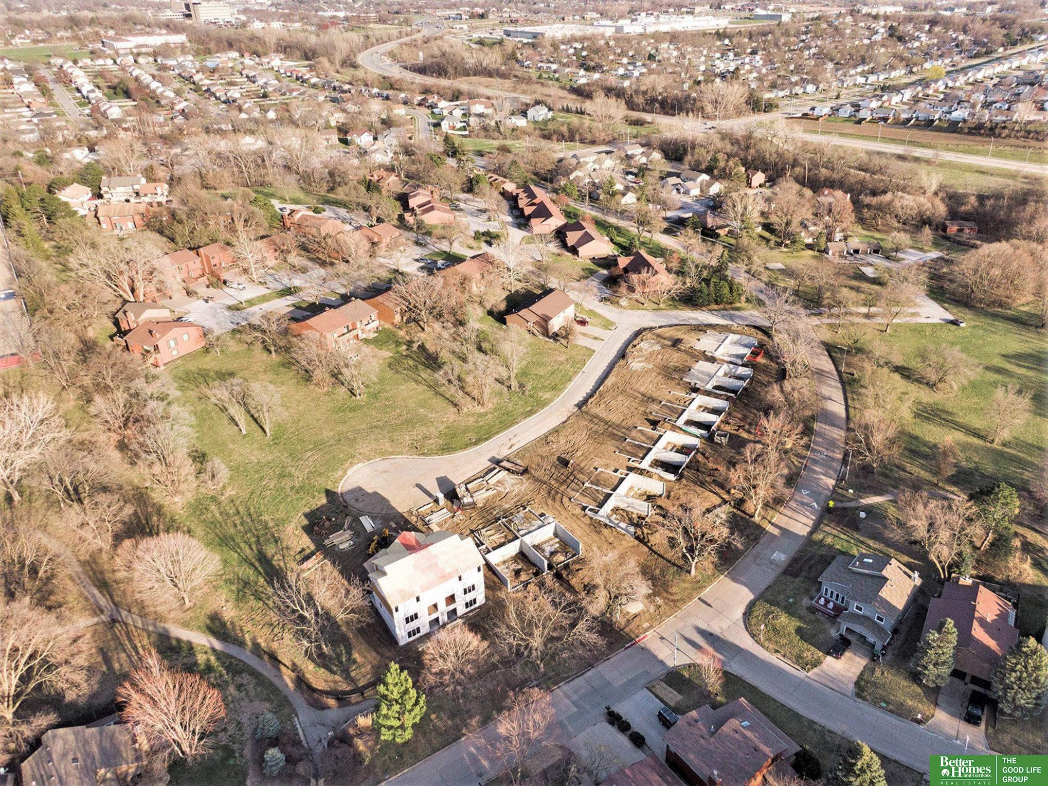 7166 N 79th Court
