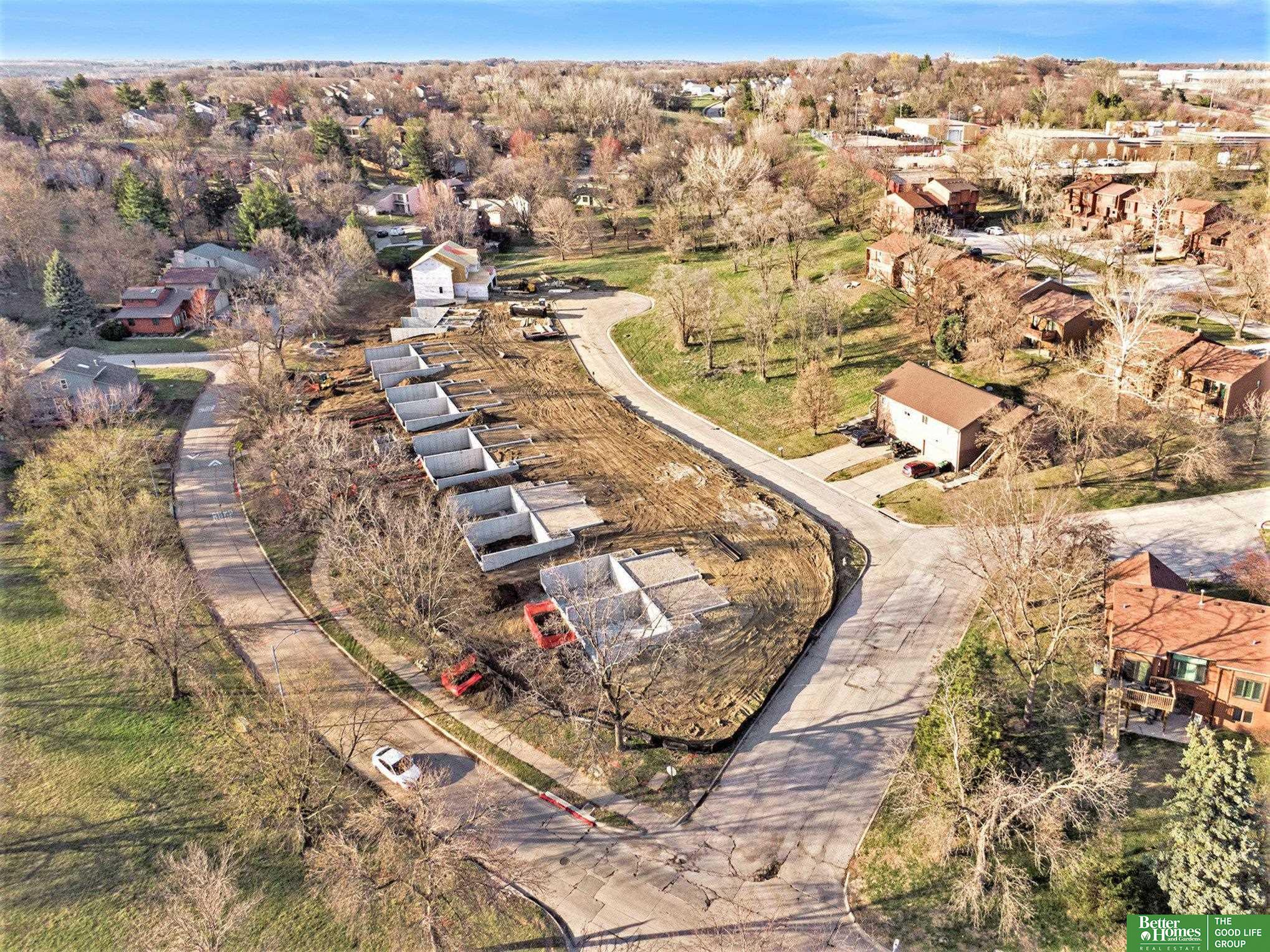 7166 N 79th Court