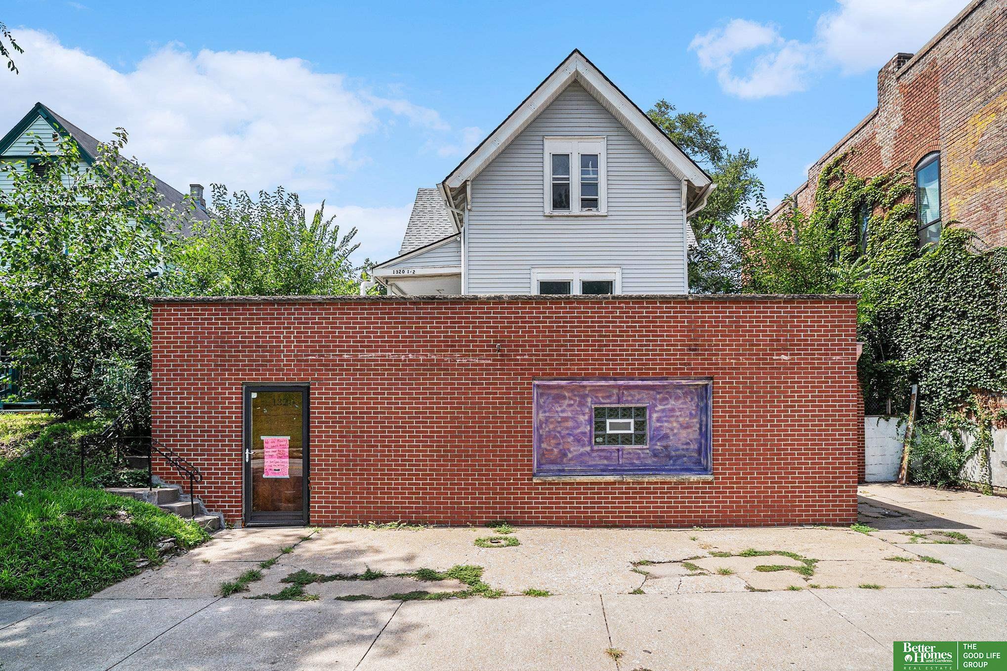 1320 N 40 Street