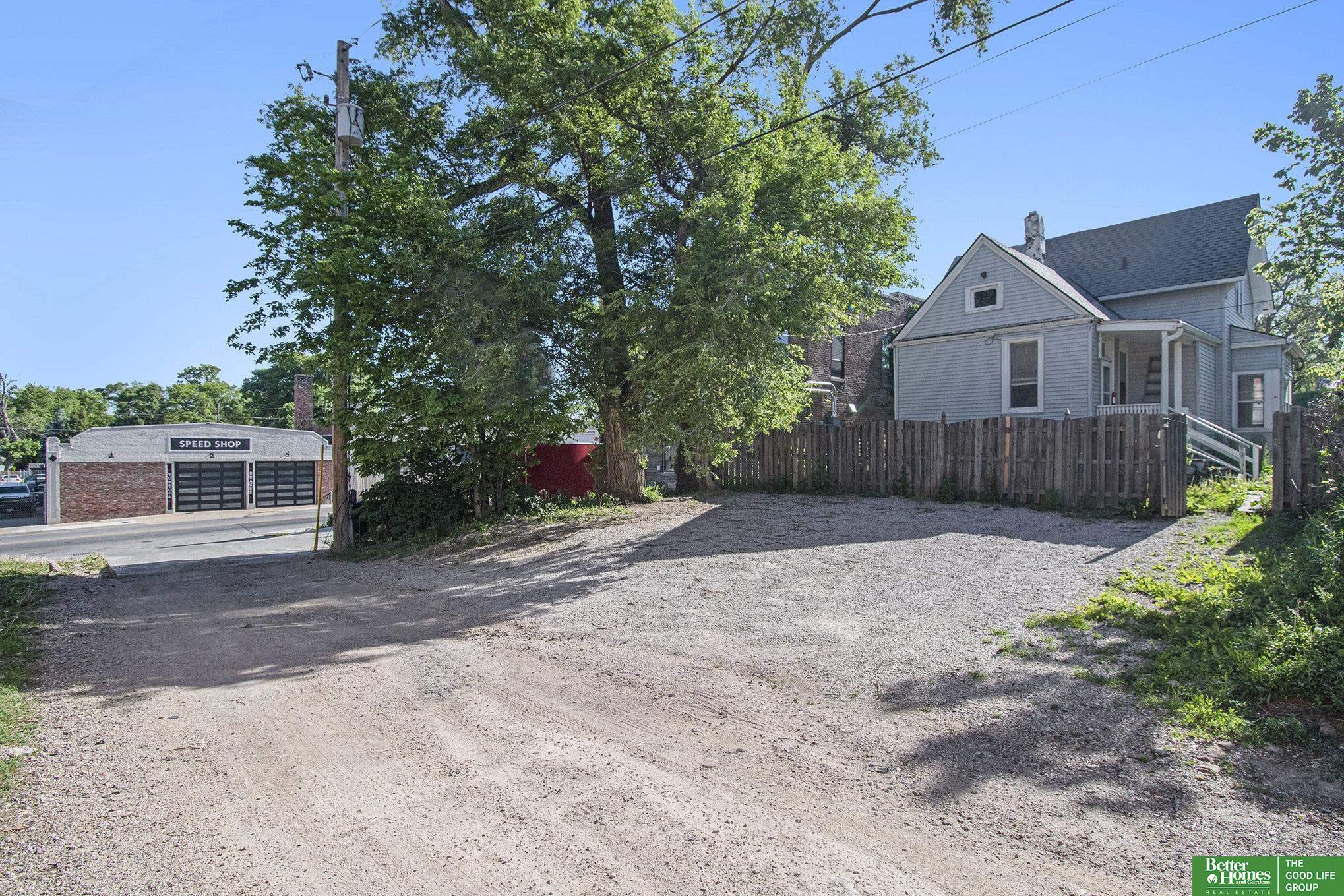 1320 N 40 Street
