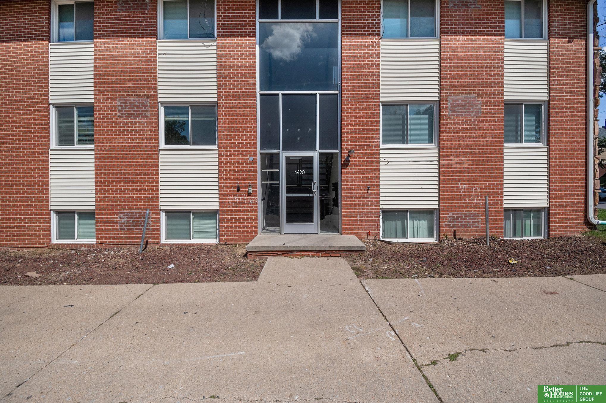 4422 S 25 Street