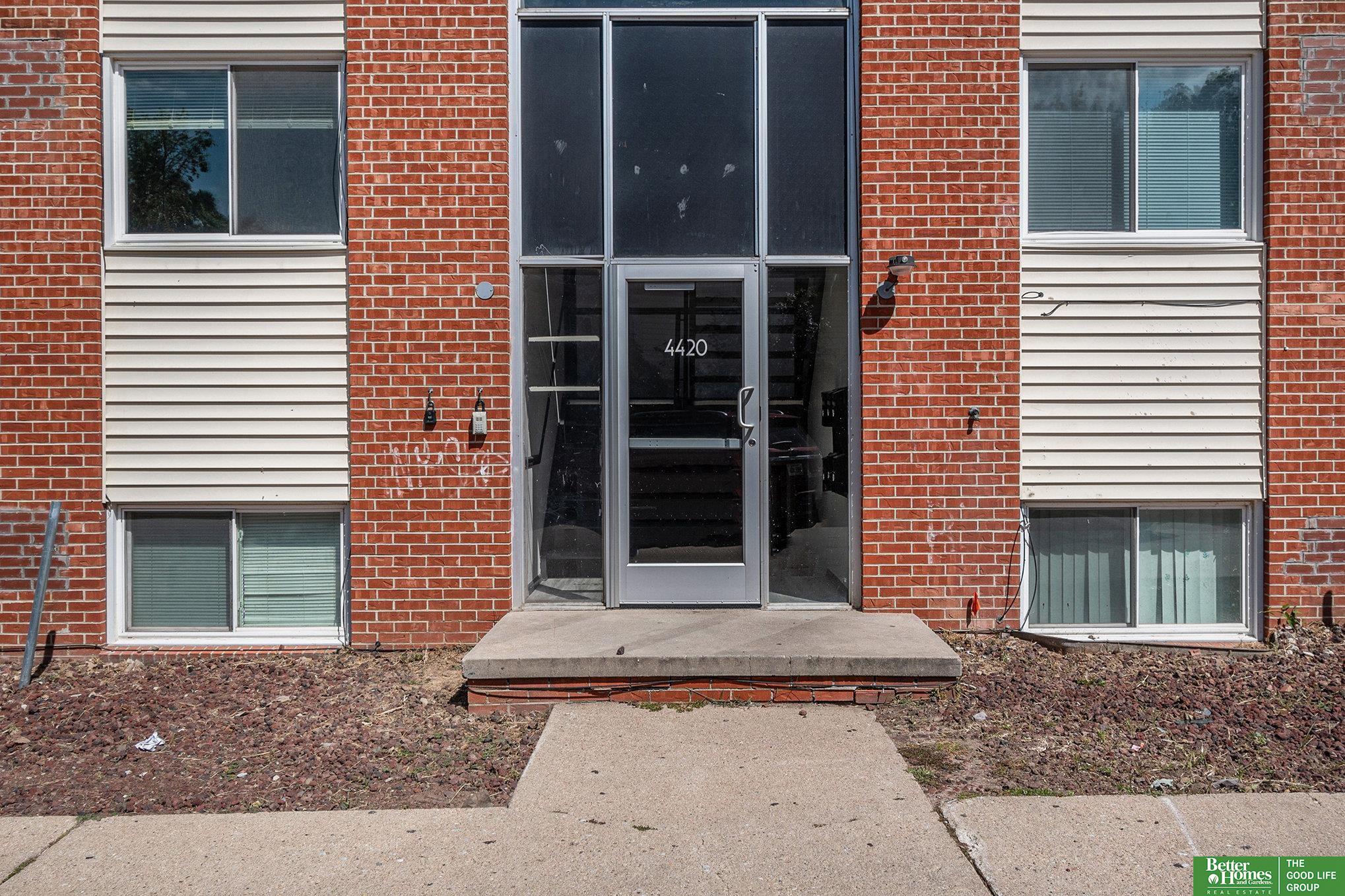 4422 S 25 Street
