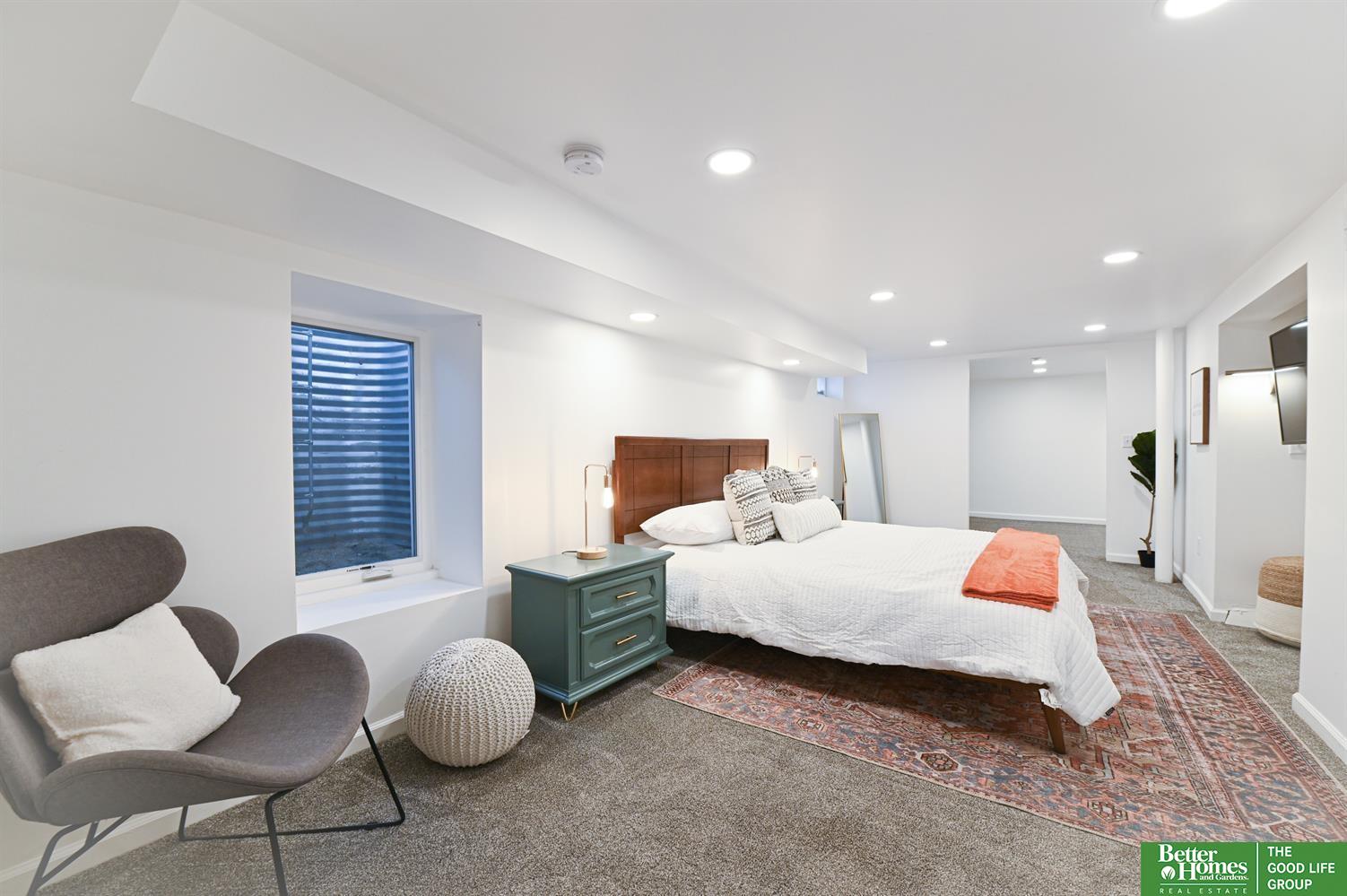 5519 NW Radial Highway
