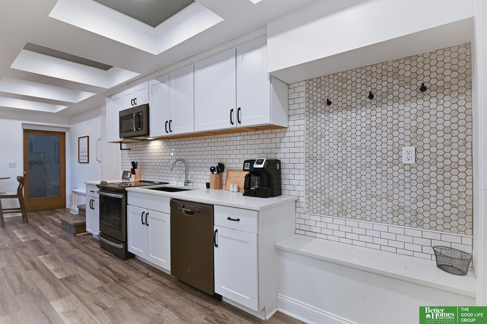 5519 NW Radial Highway