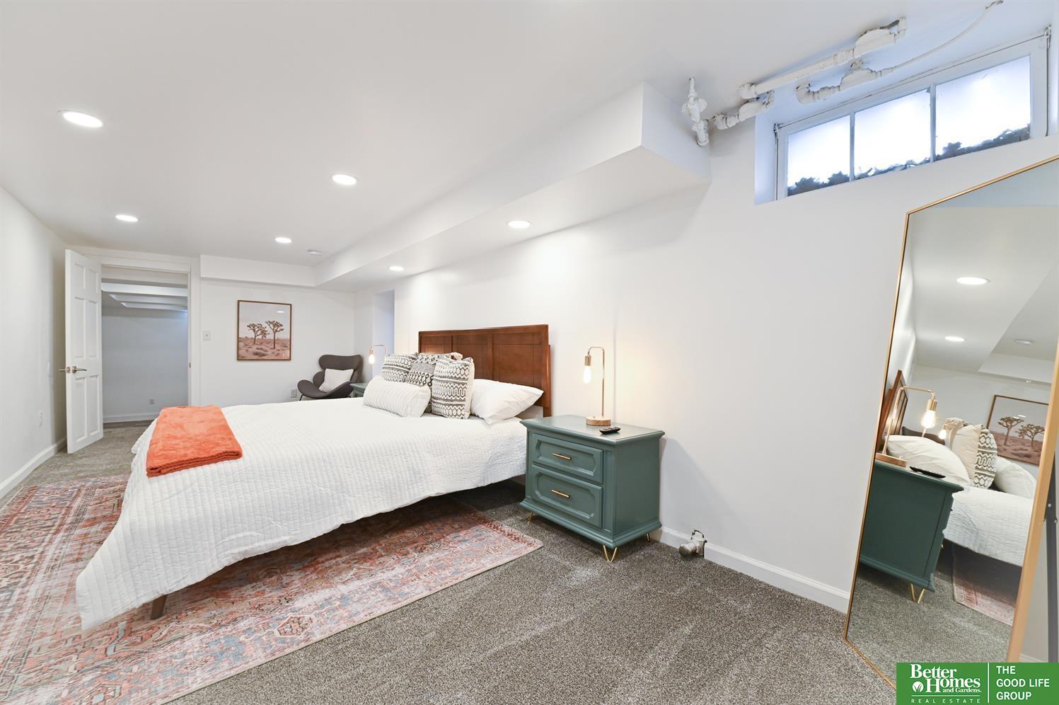 5519 NW Radial Highway