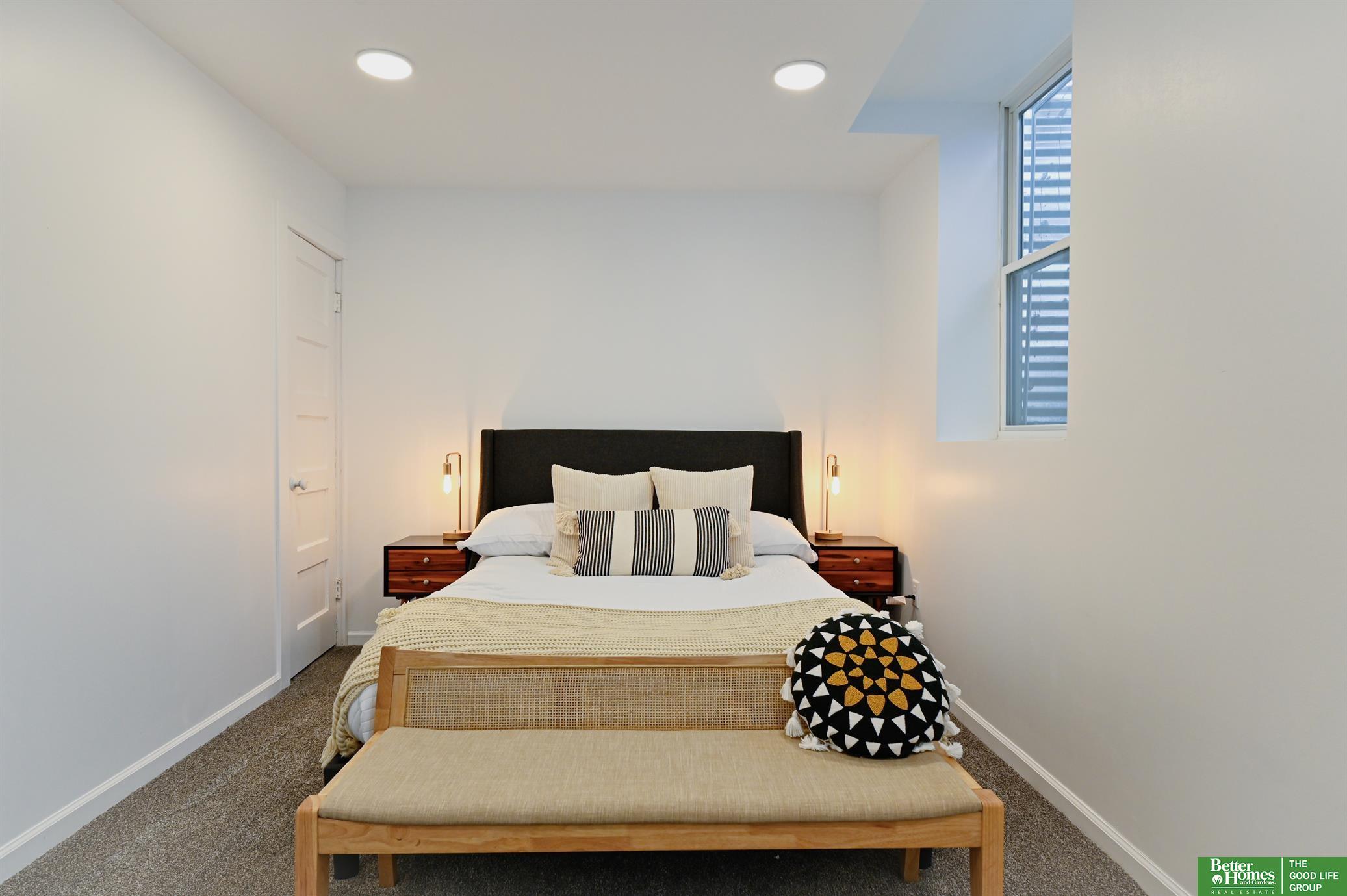 5519 NW Radial Highway