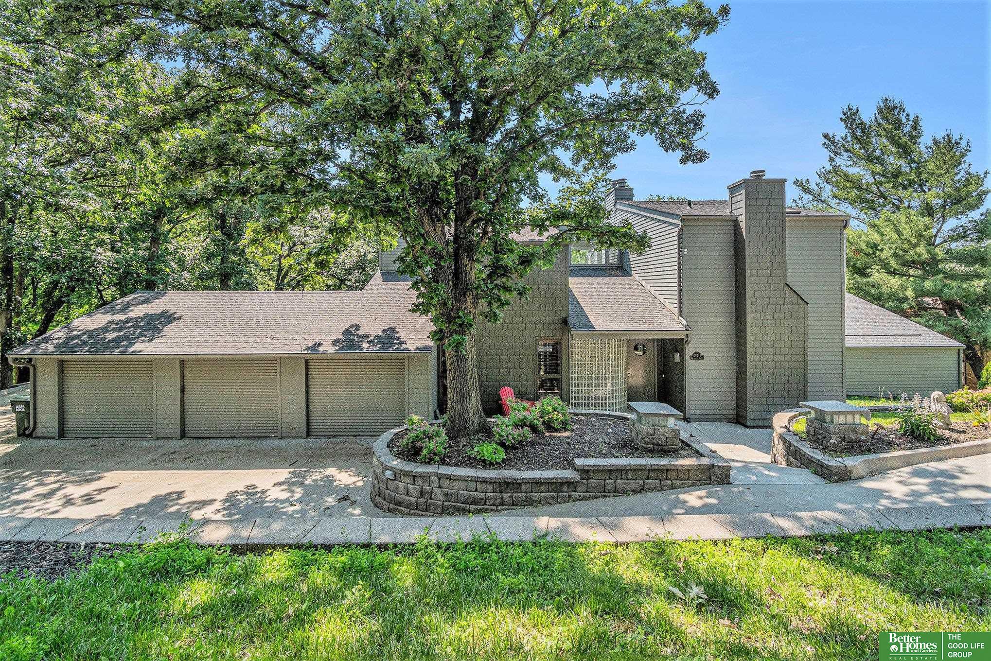 21811 Hillandale Drive
