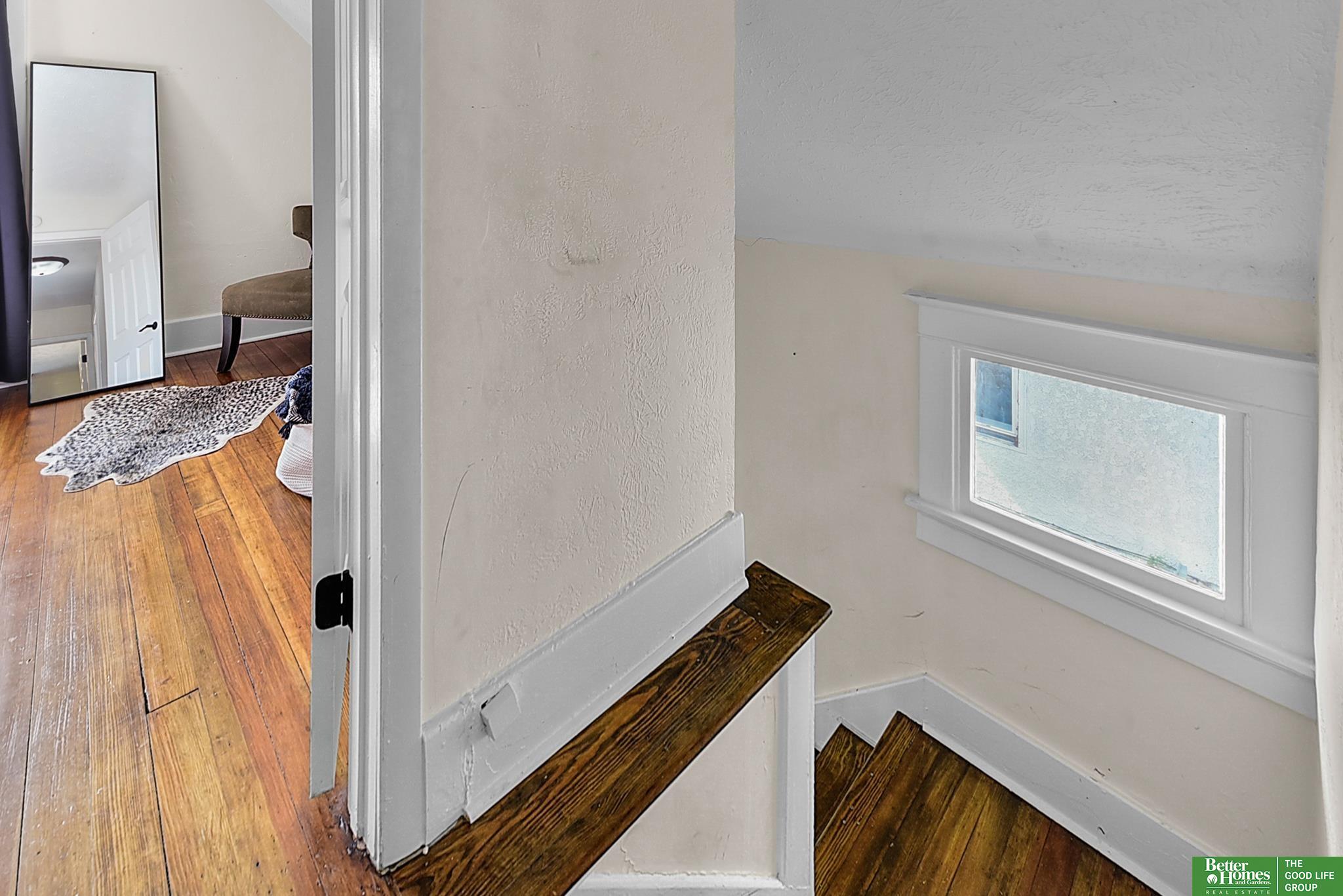 2707 S 10 Street, Omaha