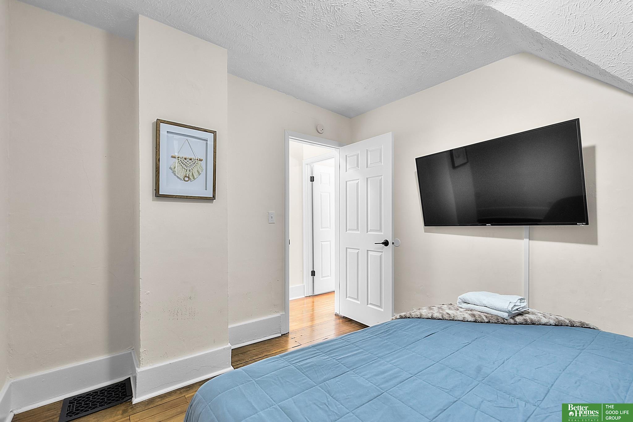 2707 S 10 Street, Omaha