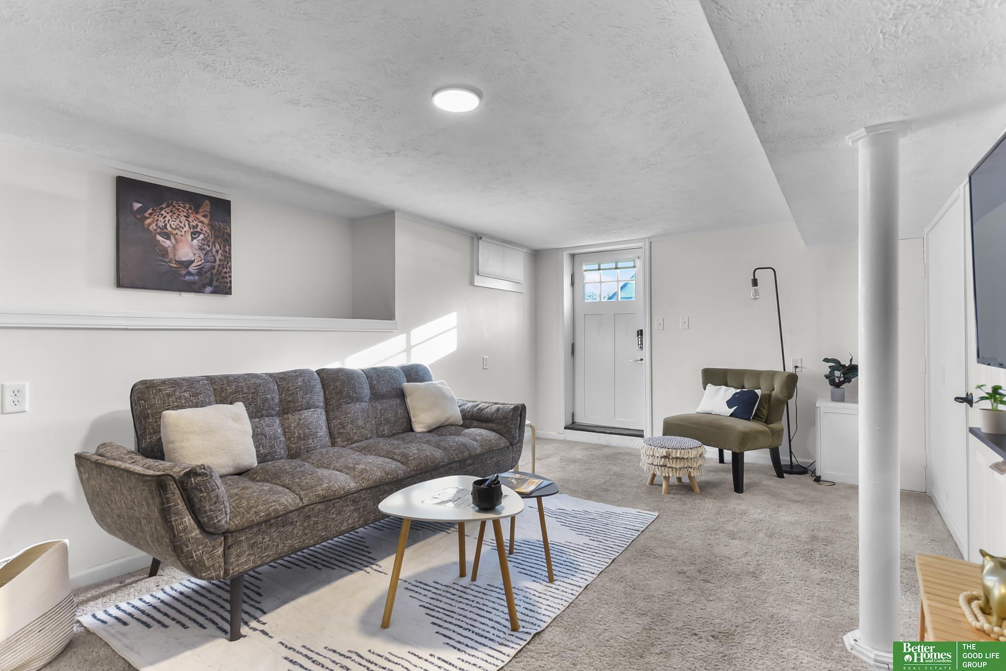 2707 S 10 Street, Omaha