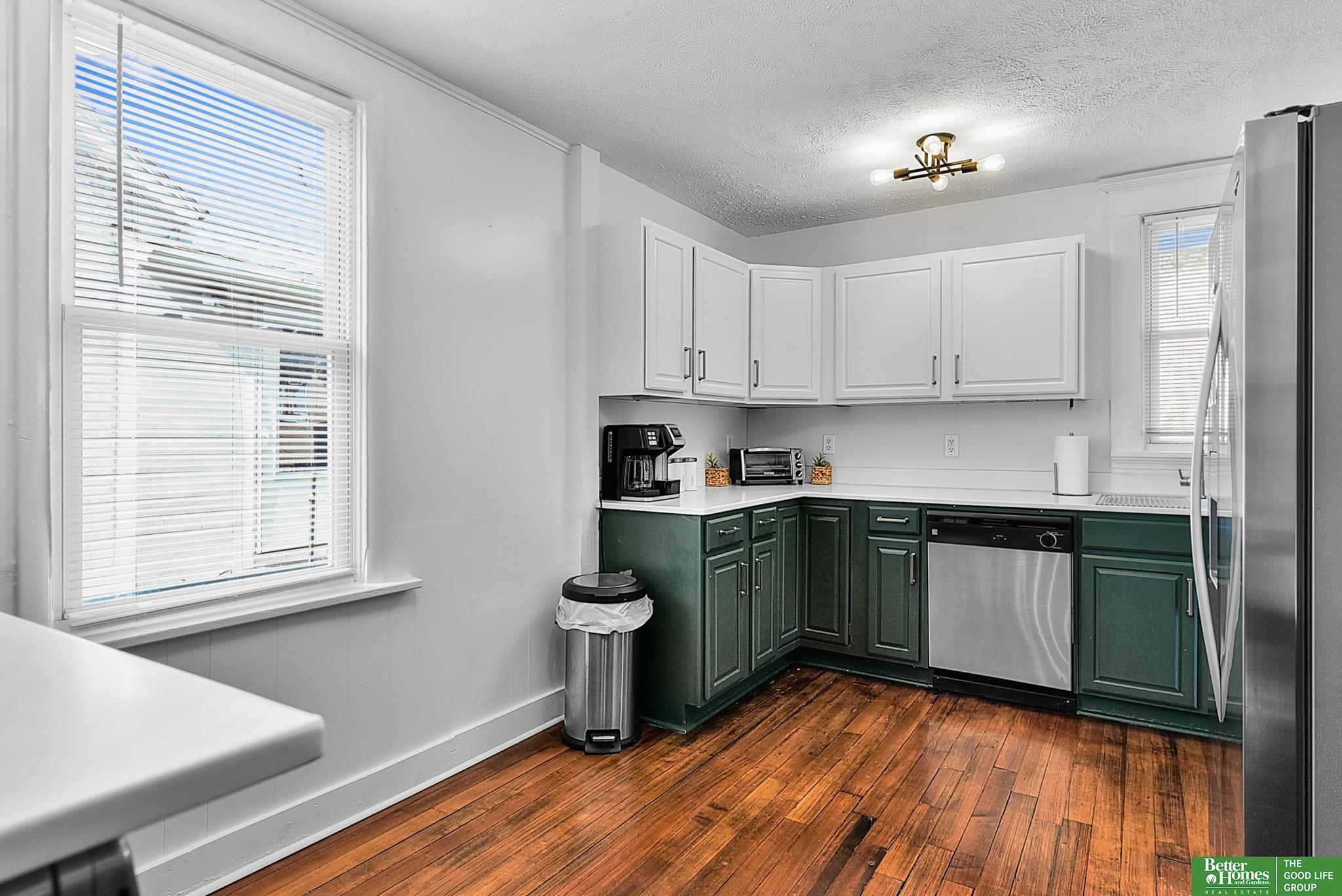 2707 S 10 Street, Omaha