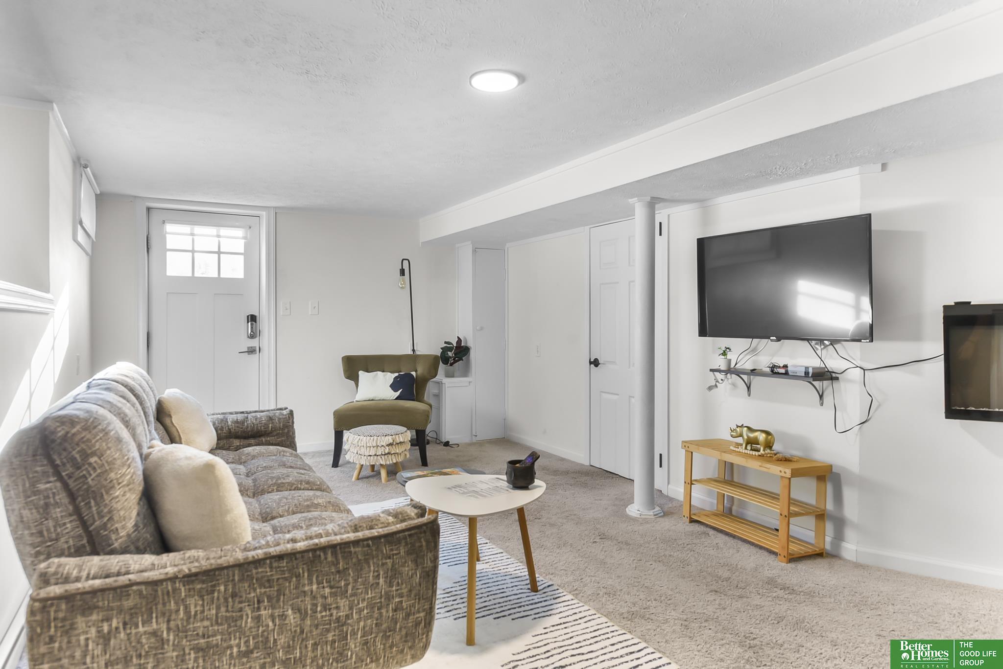 2707 S 10 Street, Omaha