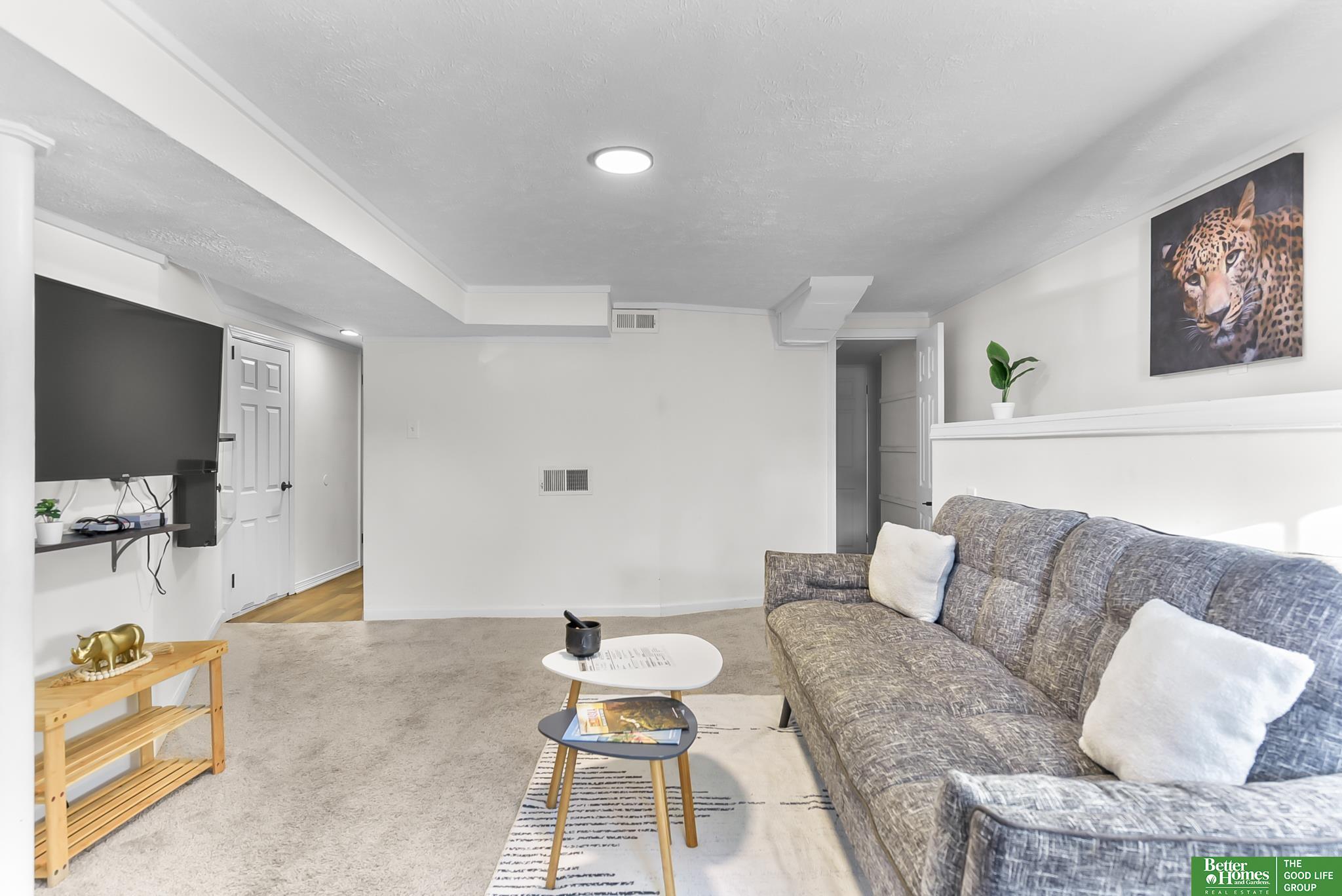 2707 S 10 Street, Omaha