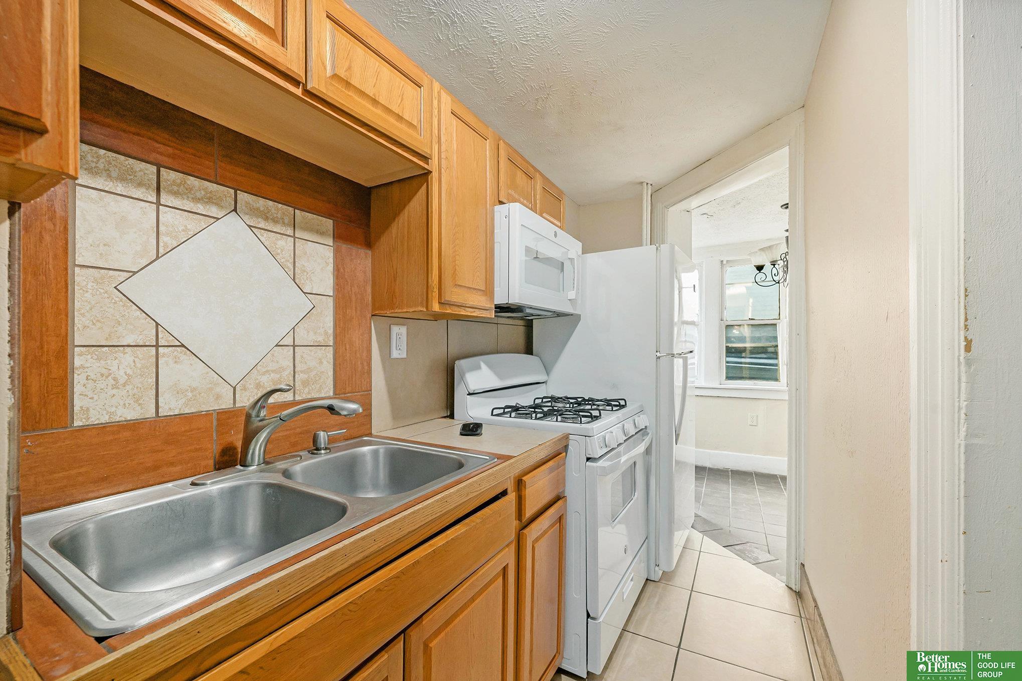 2501 Poppleton Avenue, Omaha