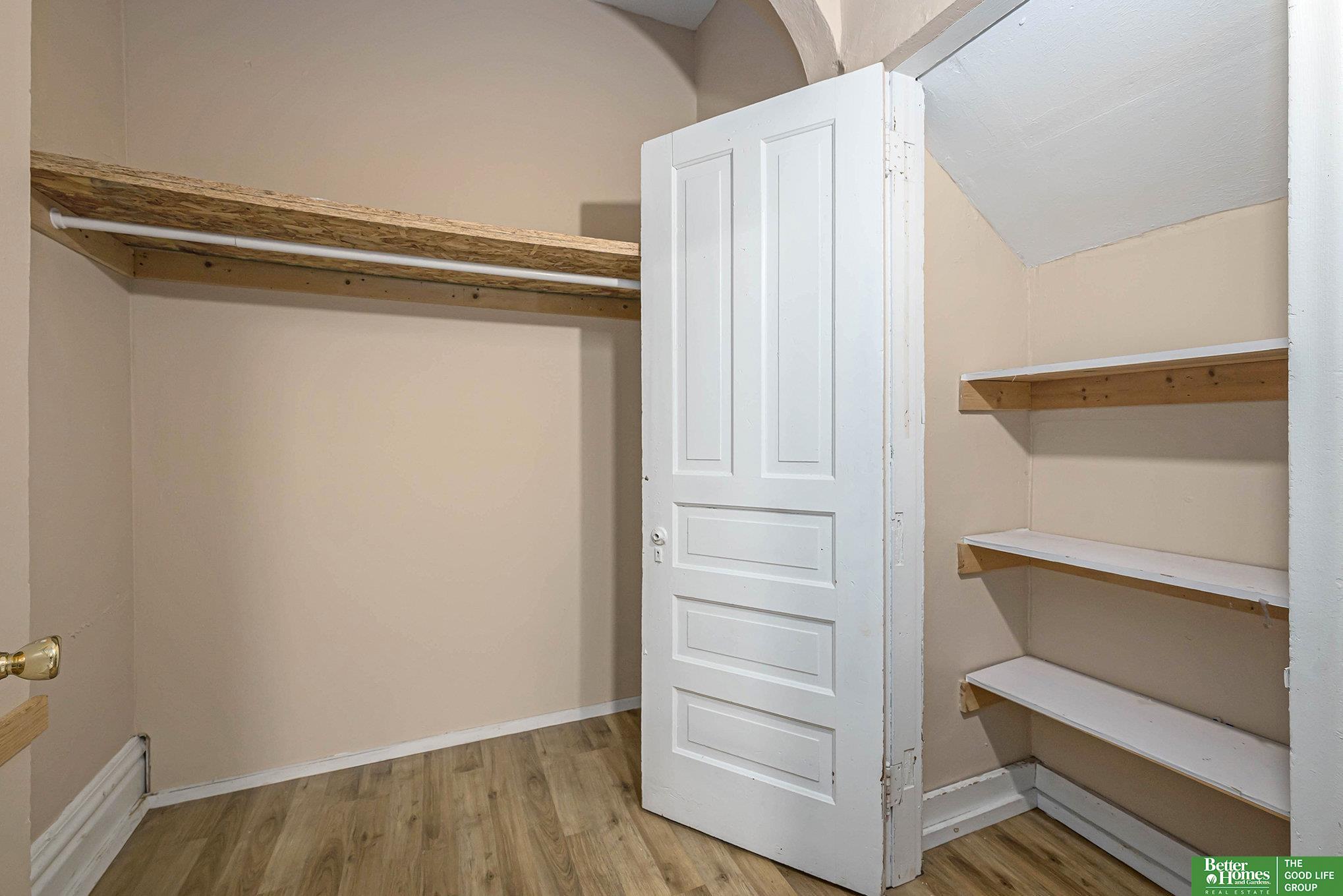 2501 Poppleton Avenue, Omaha