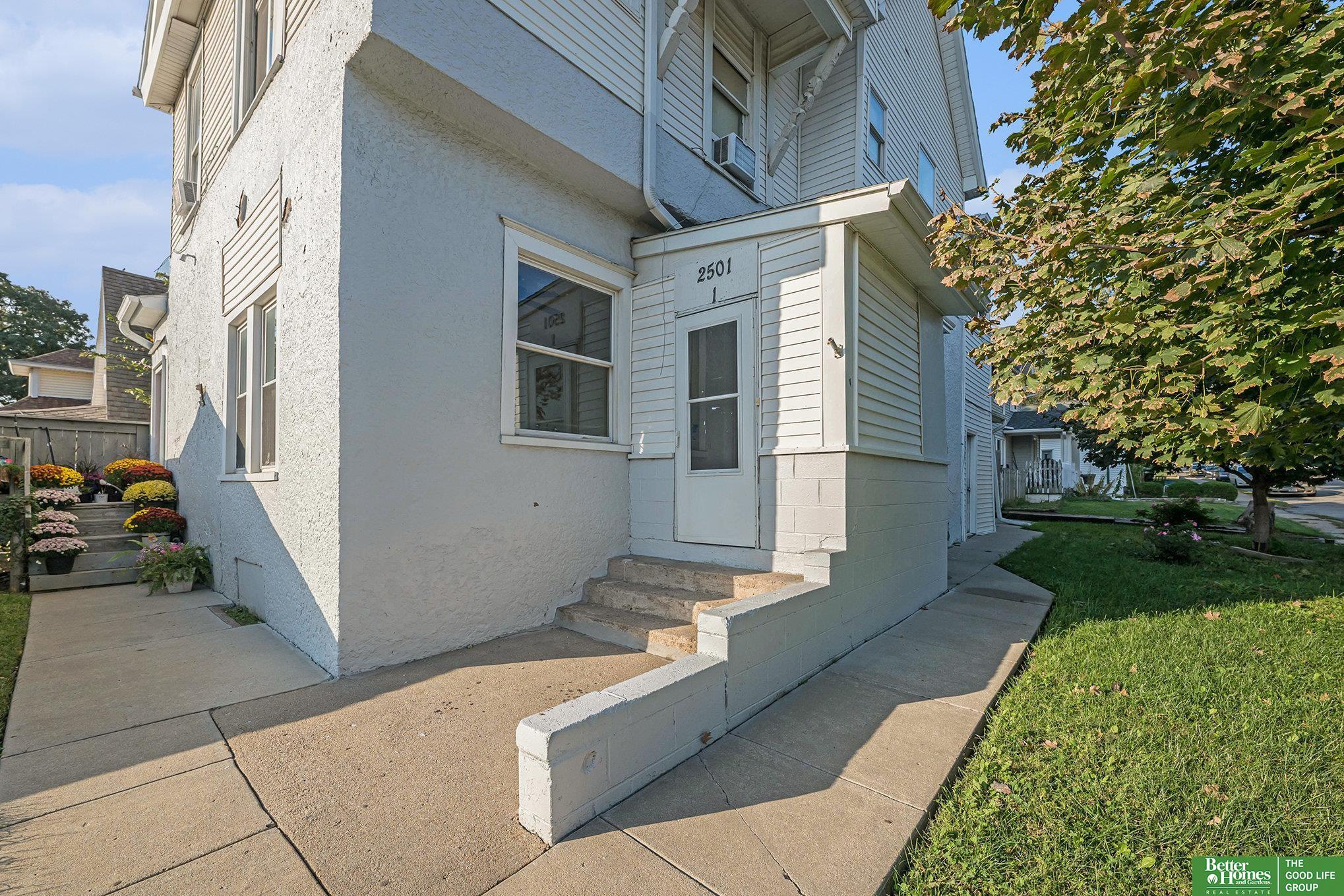 2501 Poppleton Avenue, Omaha