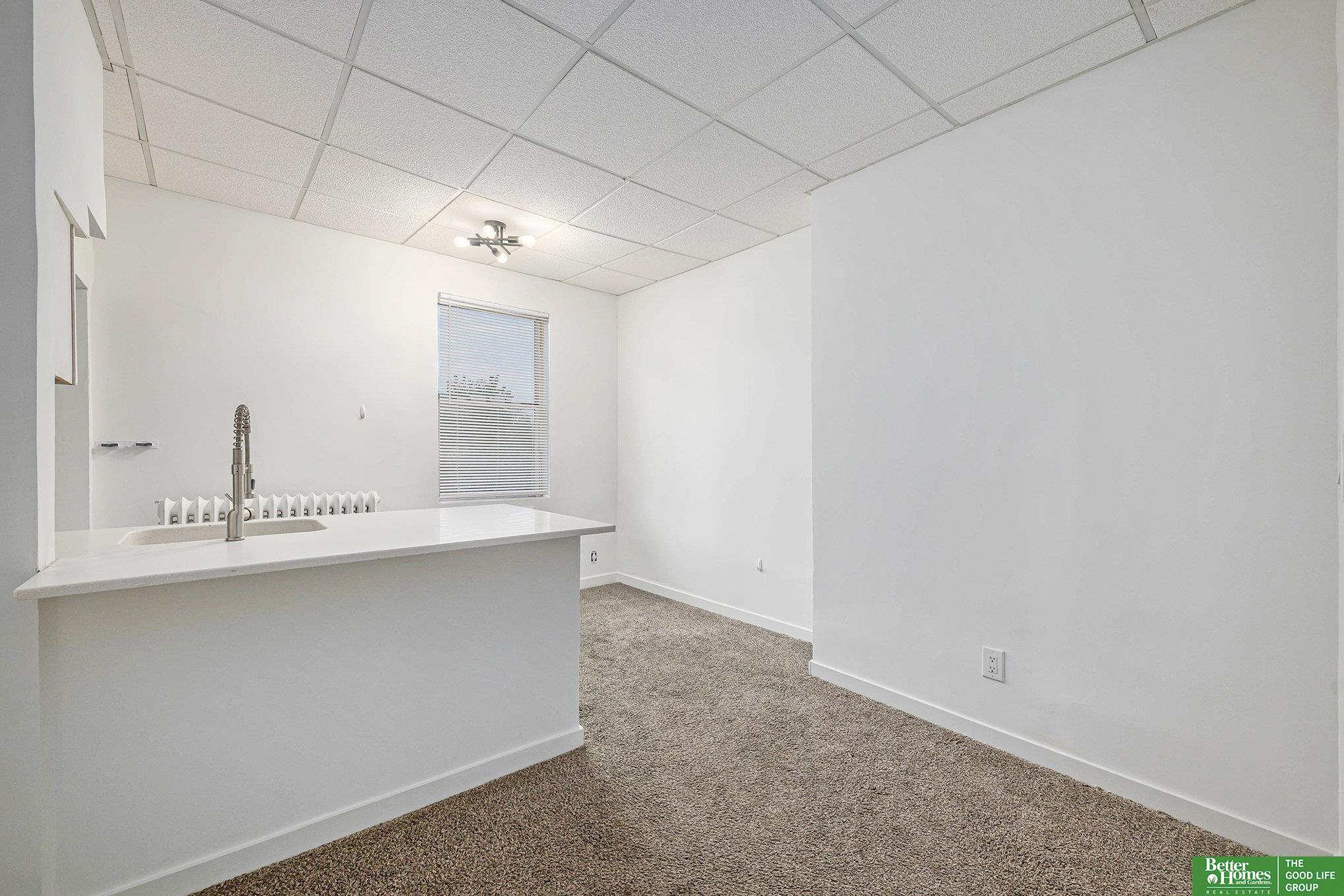 2501 Poppleton Avenue, Omaha