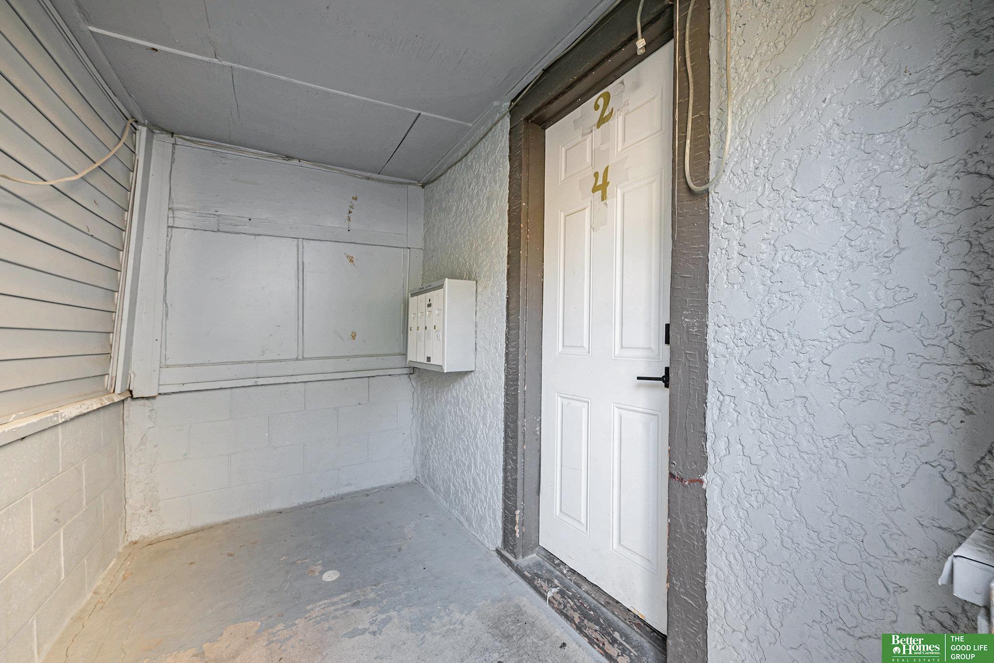 2501 Poppleton Avenue, Omaha