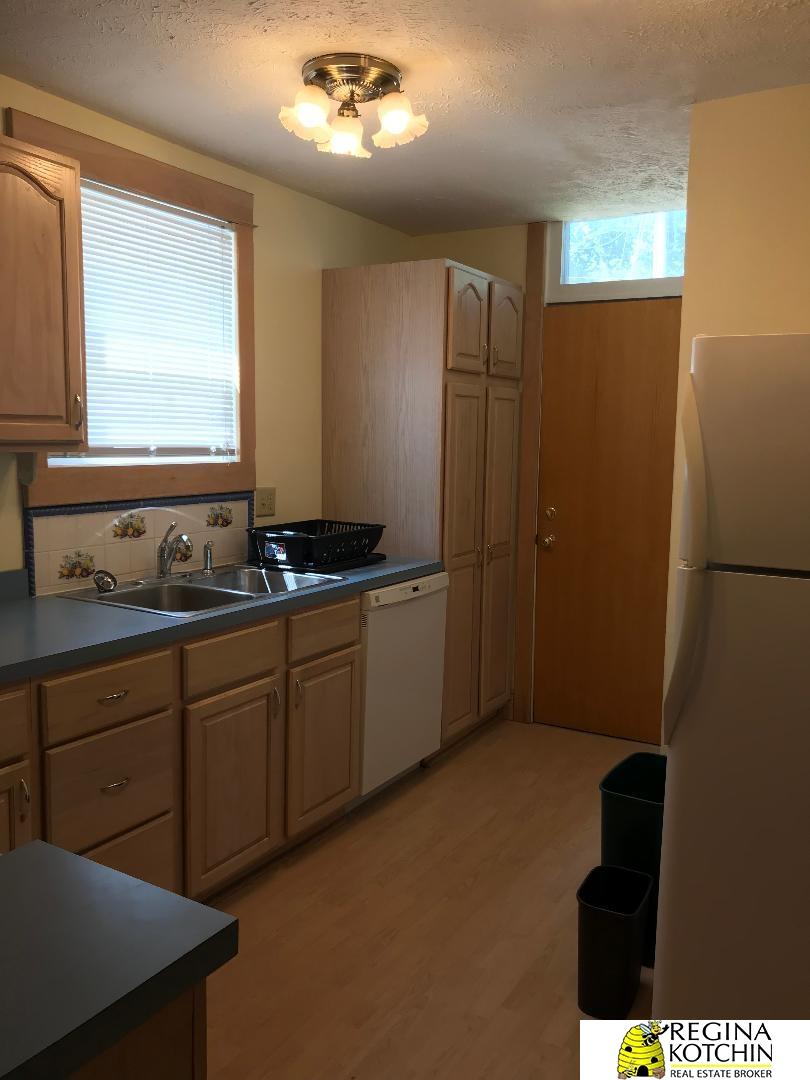 3716 Lincoln Boulevard