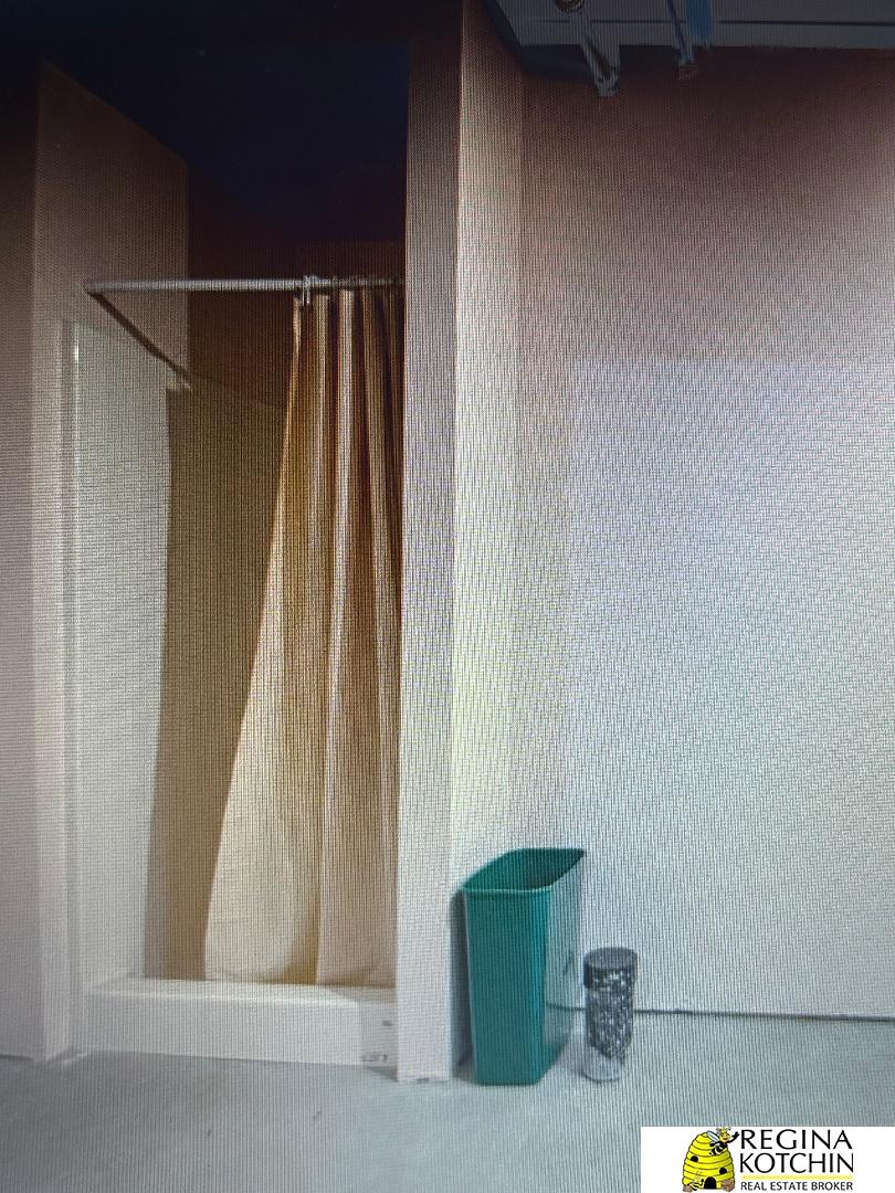 3716 Lincoln Boulevard