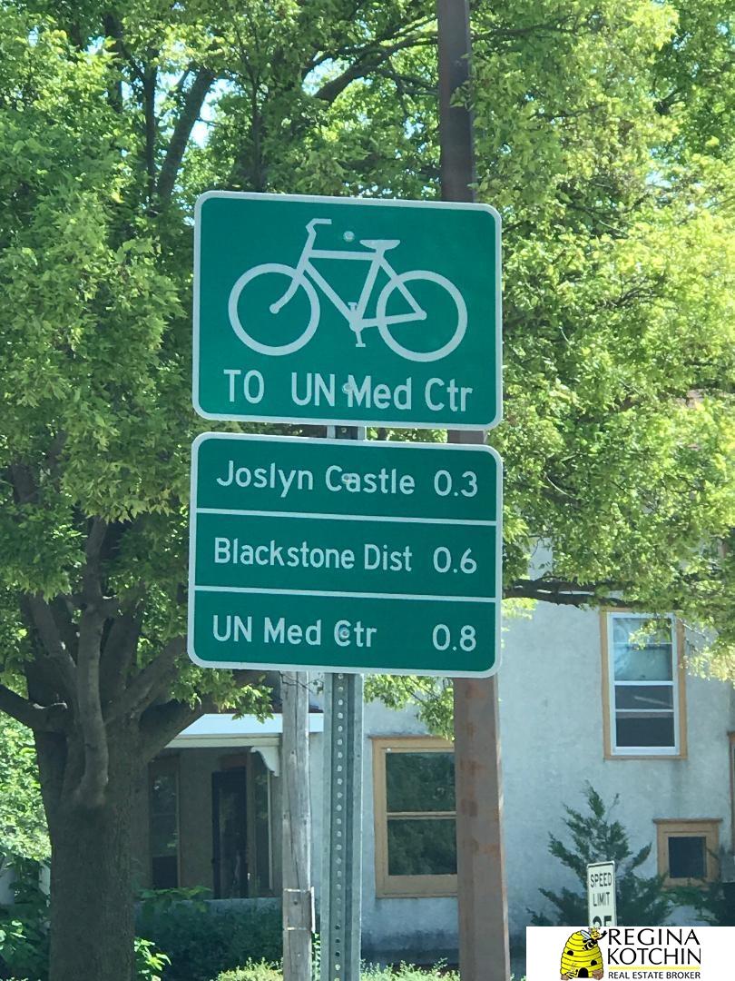 3716 Lincoln Boulevard