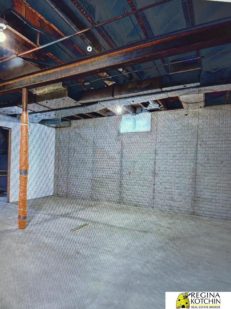 3716 Lincoln Boulevard