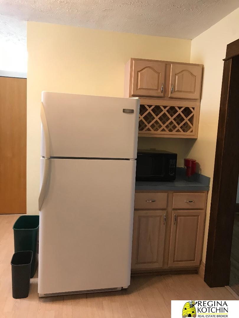 3716 Lincoln Boulevard