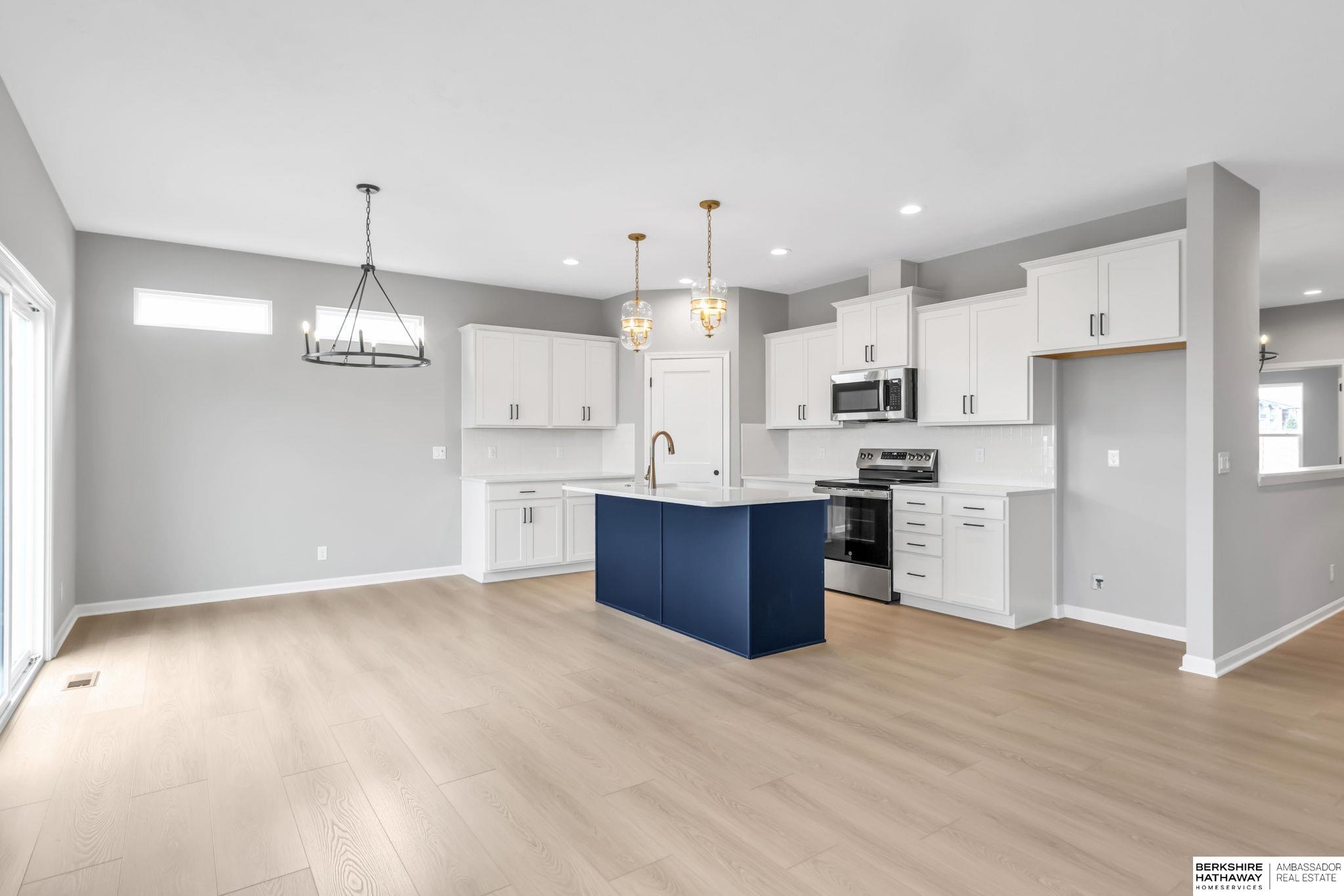 11011 S 104th Avenue