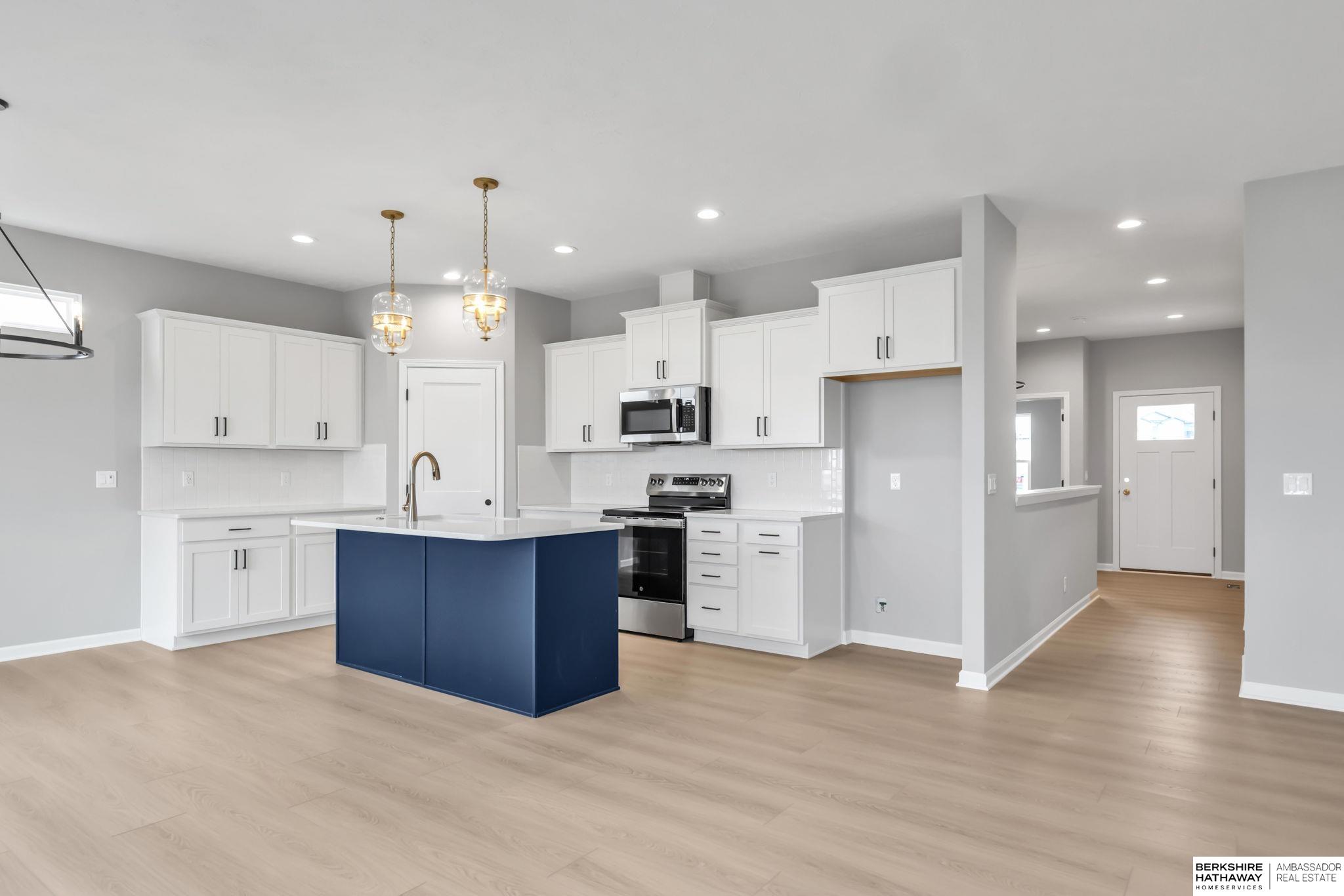 11011 S 104th Avenue