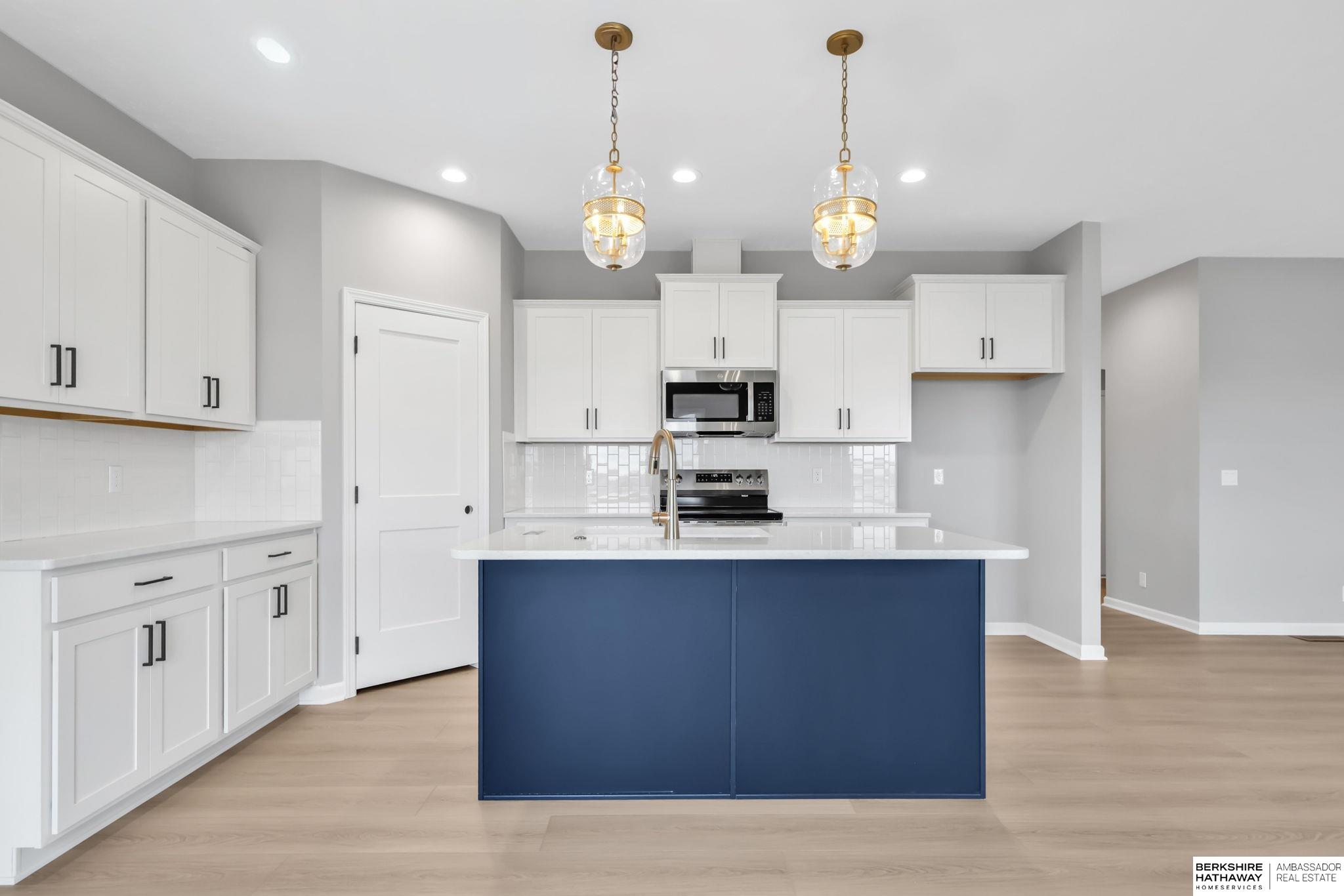 11011 S 104th Avenue