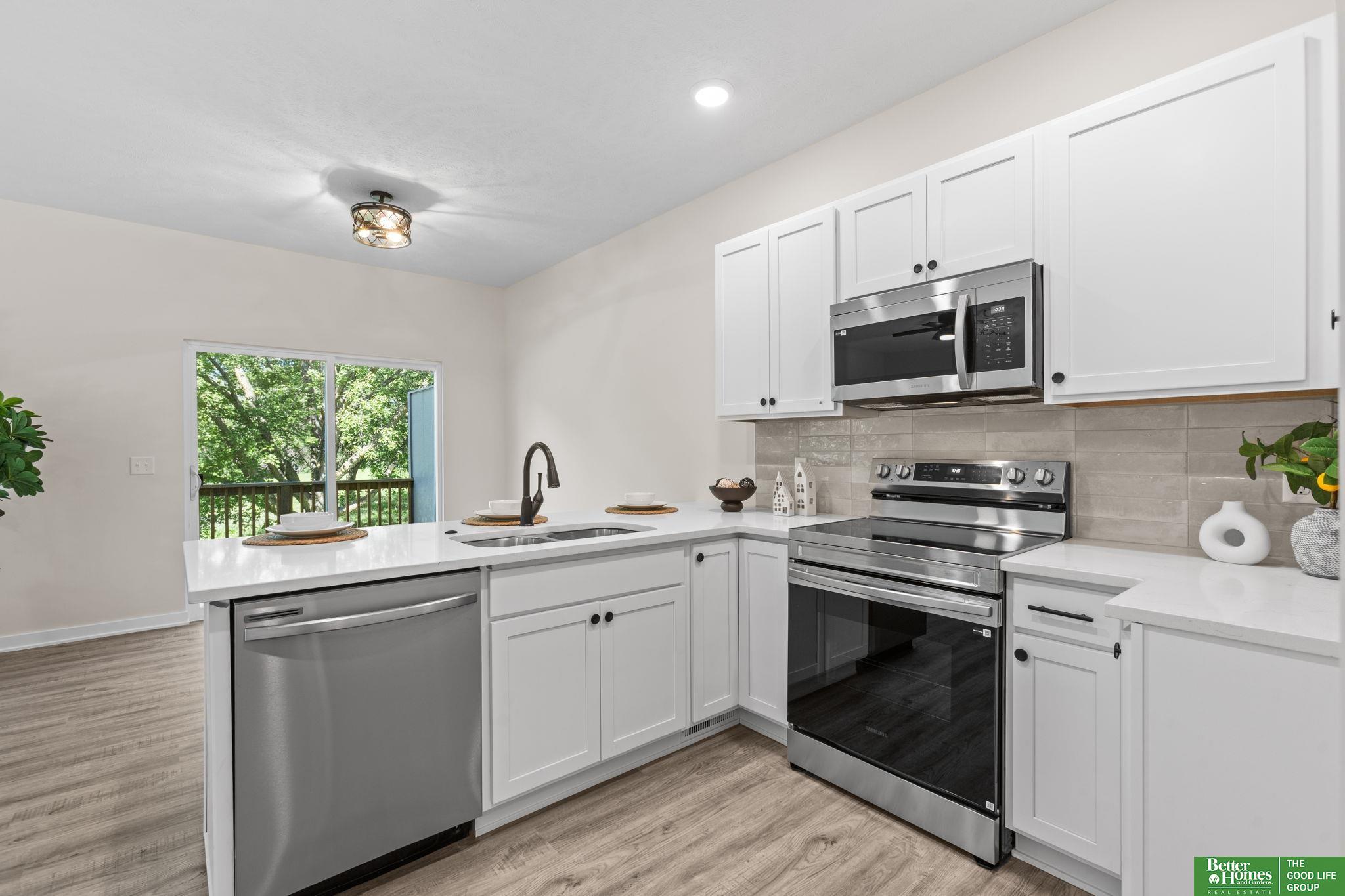 7162 N 79th Court