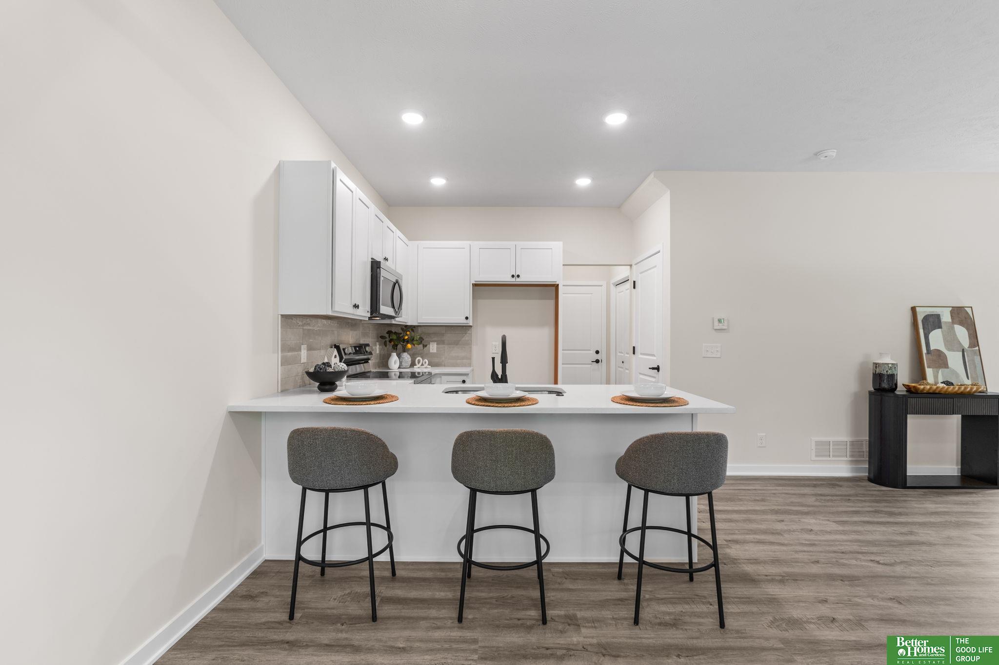 7162 N 79th Court
