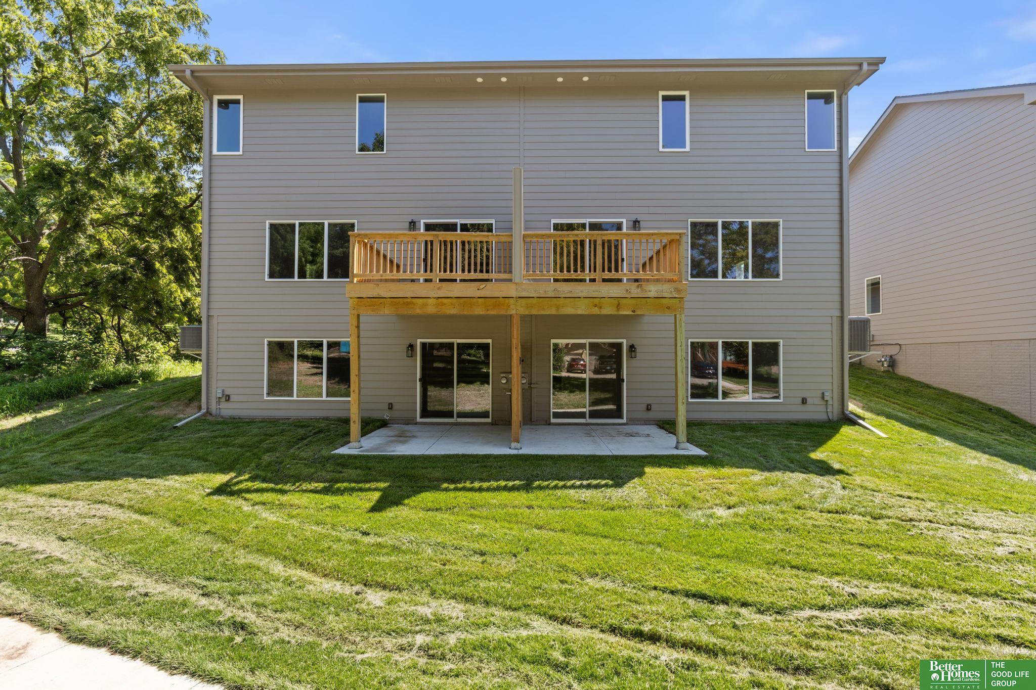 7162 N 79th Court