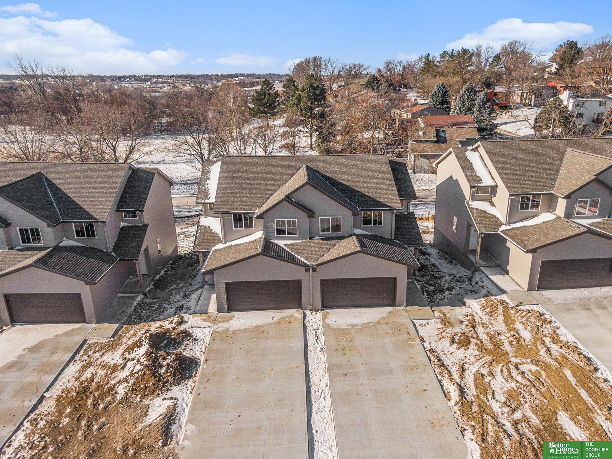 7162 N 79th Court