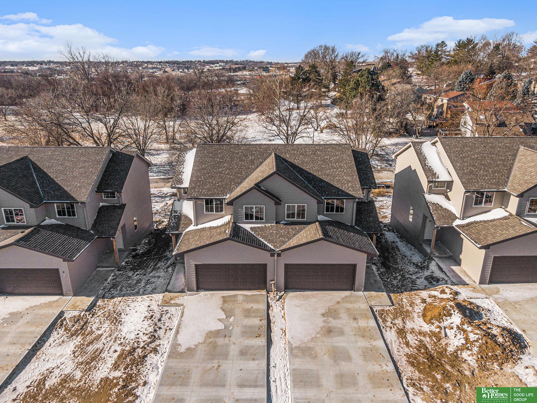 7162 N 79th Court