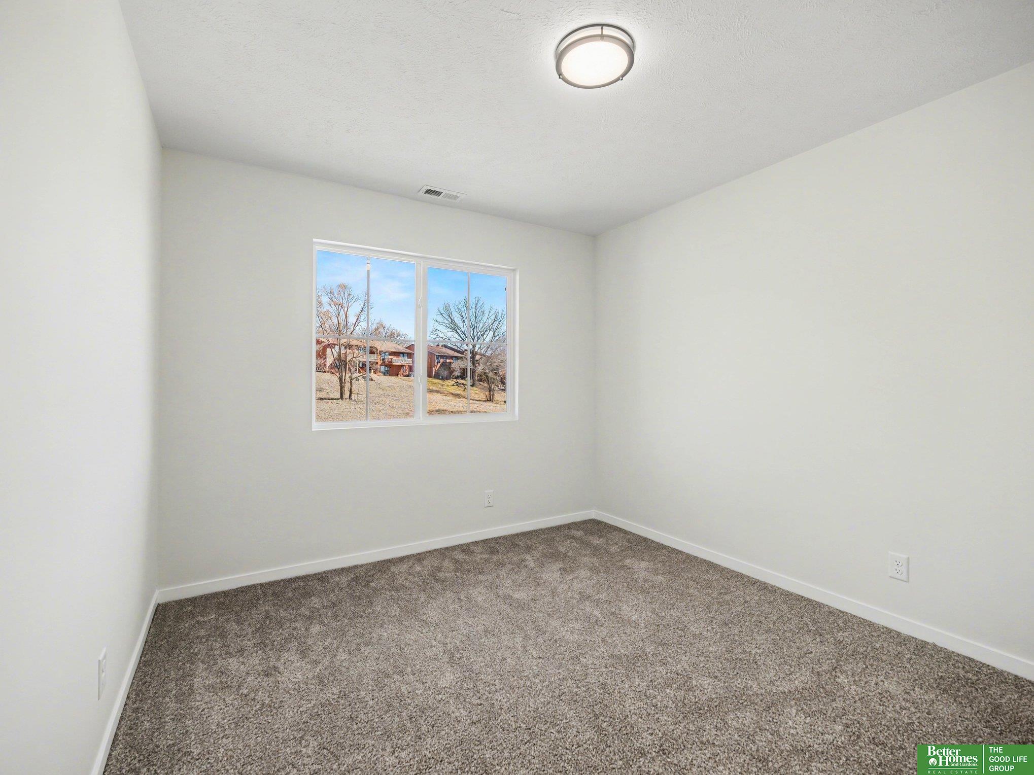 7162 N 79th Court