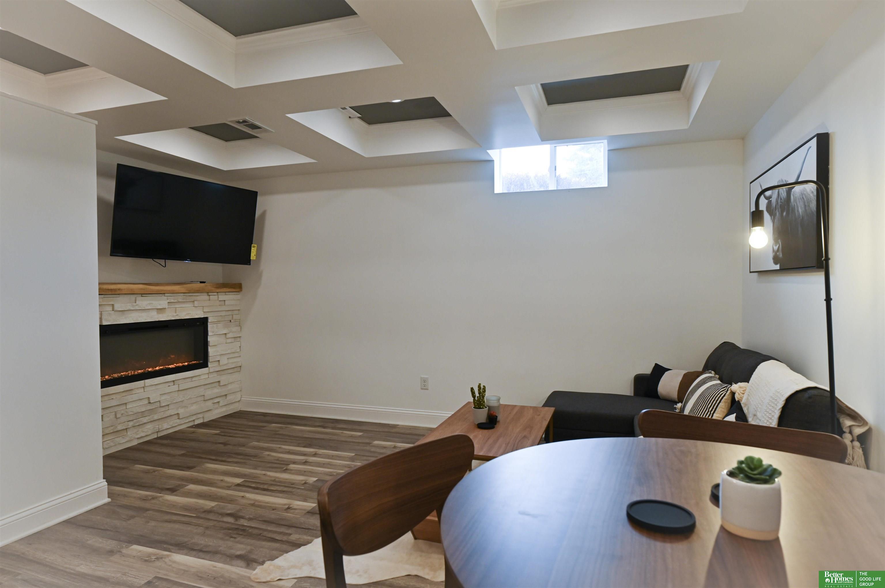 5519 NW Radial Highway