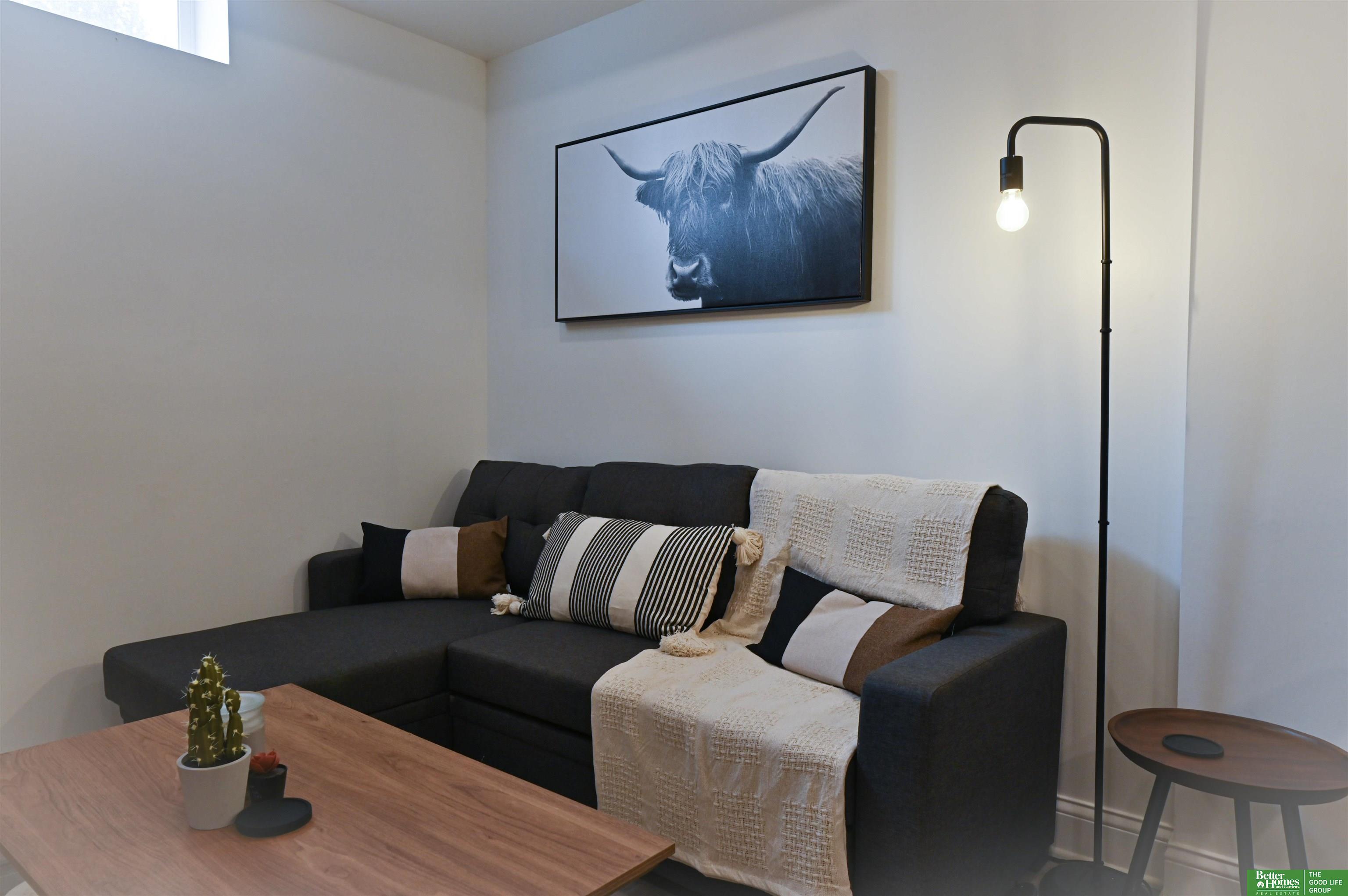 5519 NW Radial Highway