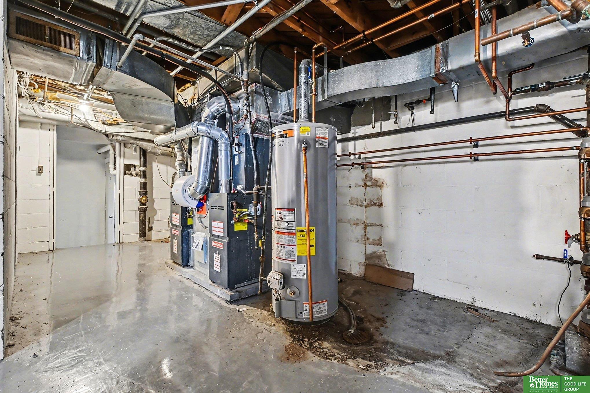 5519 NW Radial Highway