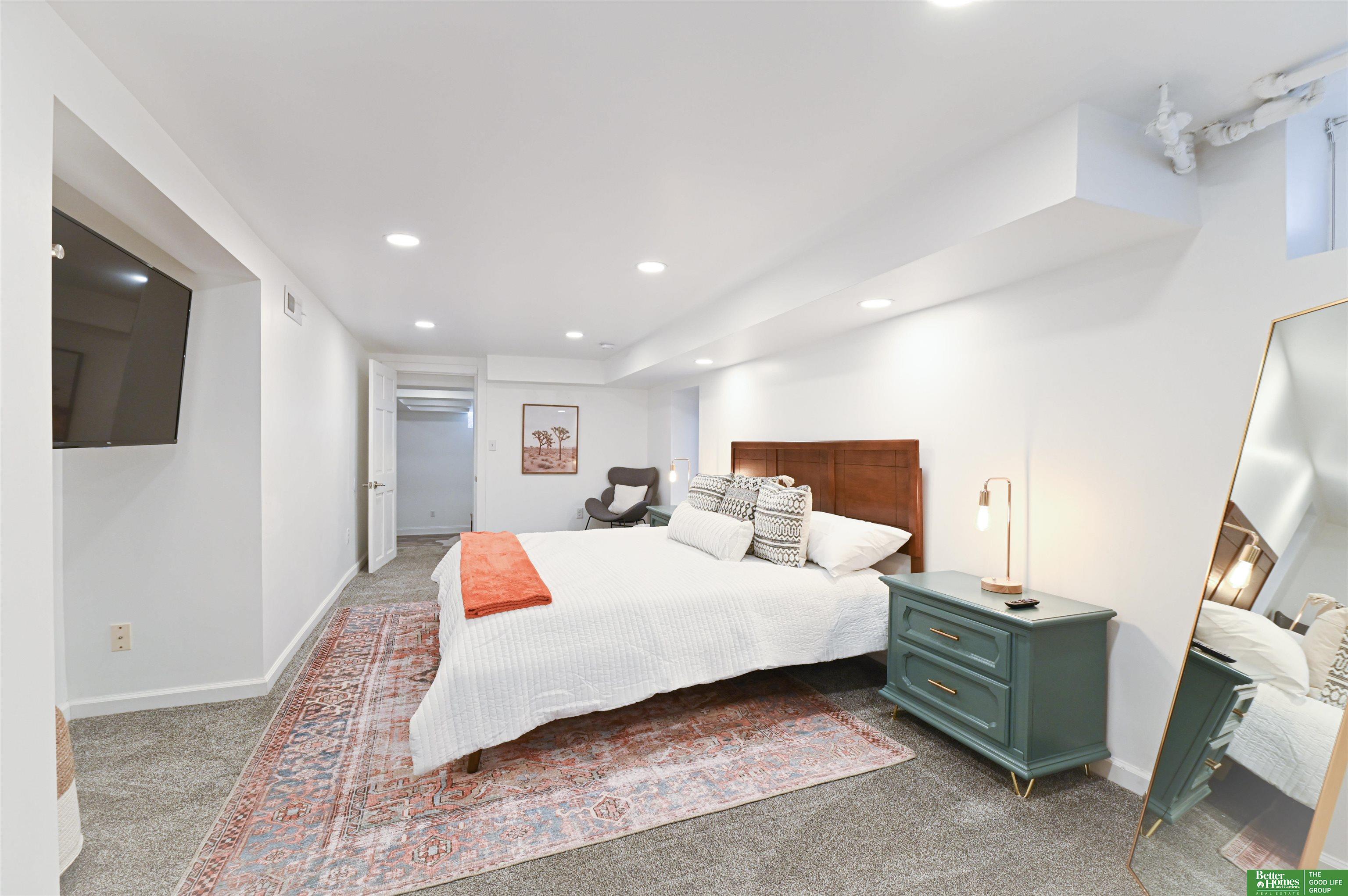 5519 NW Radial Highway