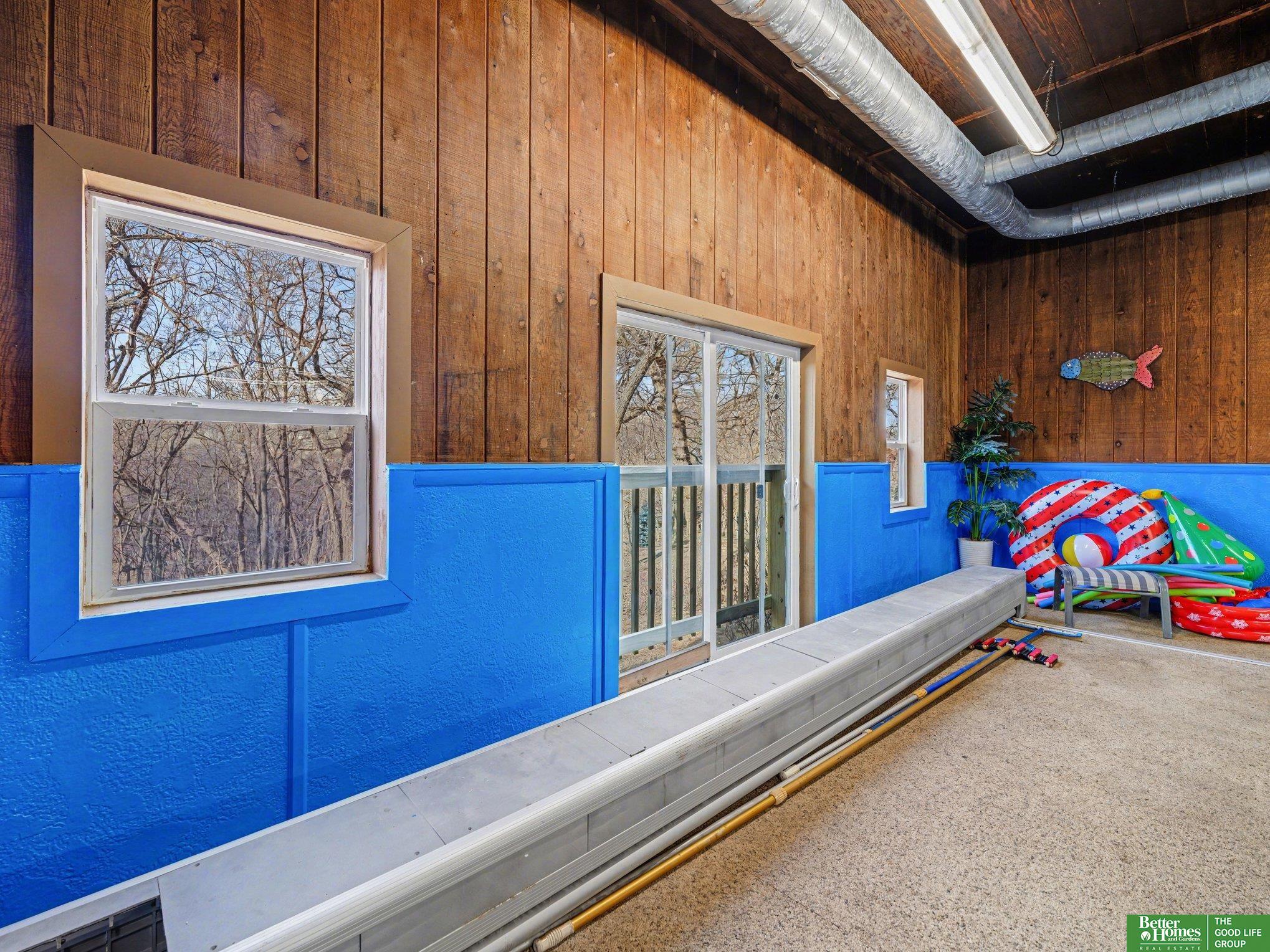 21811 Hillandale Drive