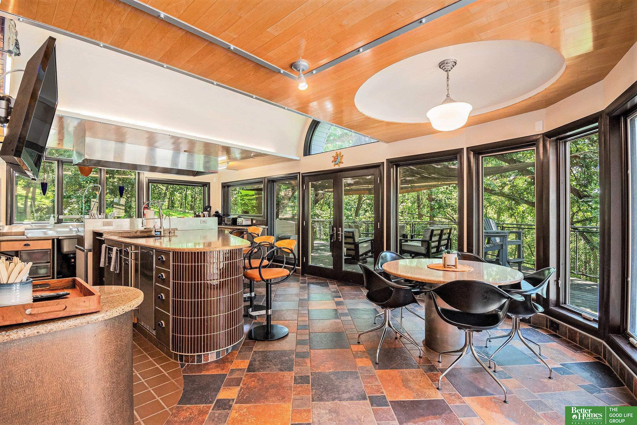 21811 Hillandale Drive