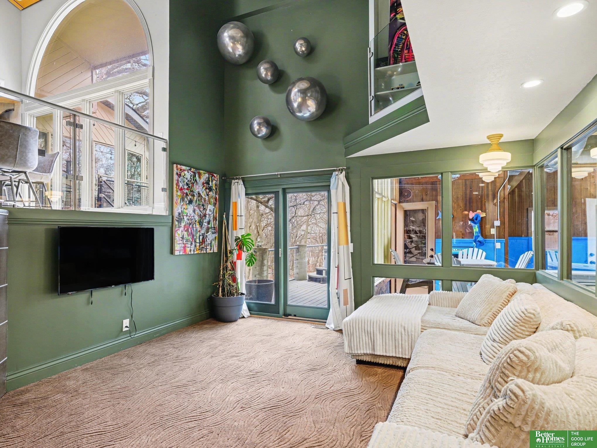 21811 Hillandale Drive