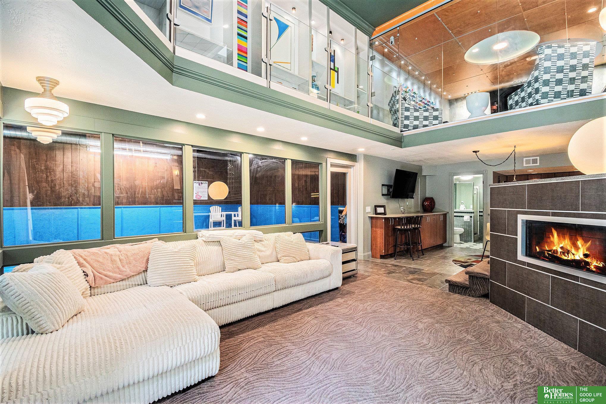 21811 Hillandale Drive