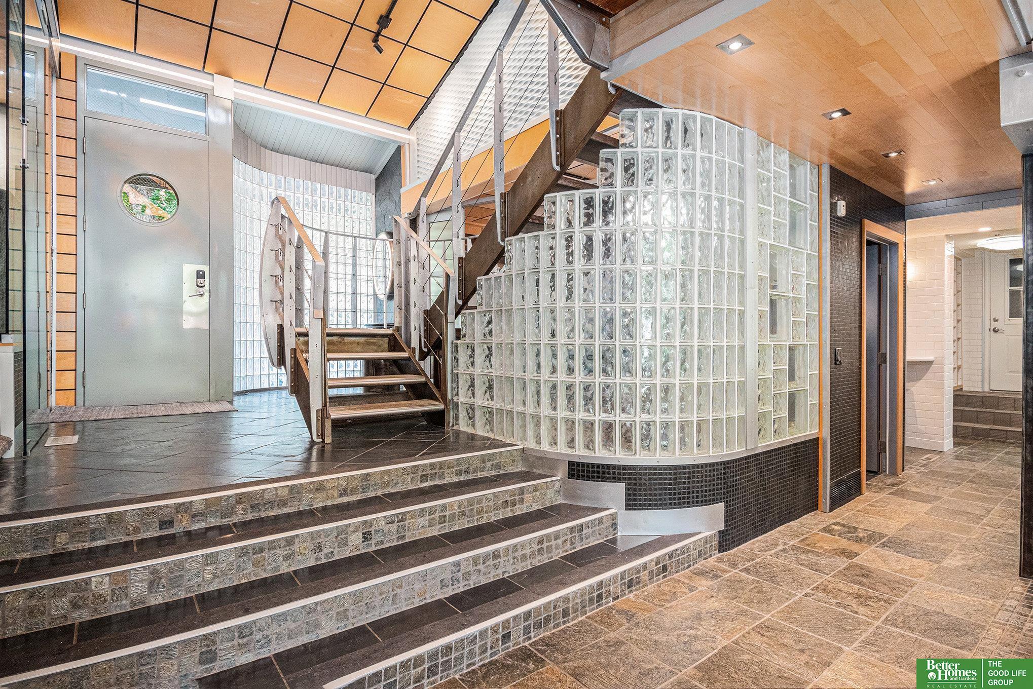 21811 Hillandale Drive