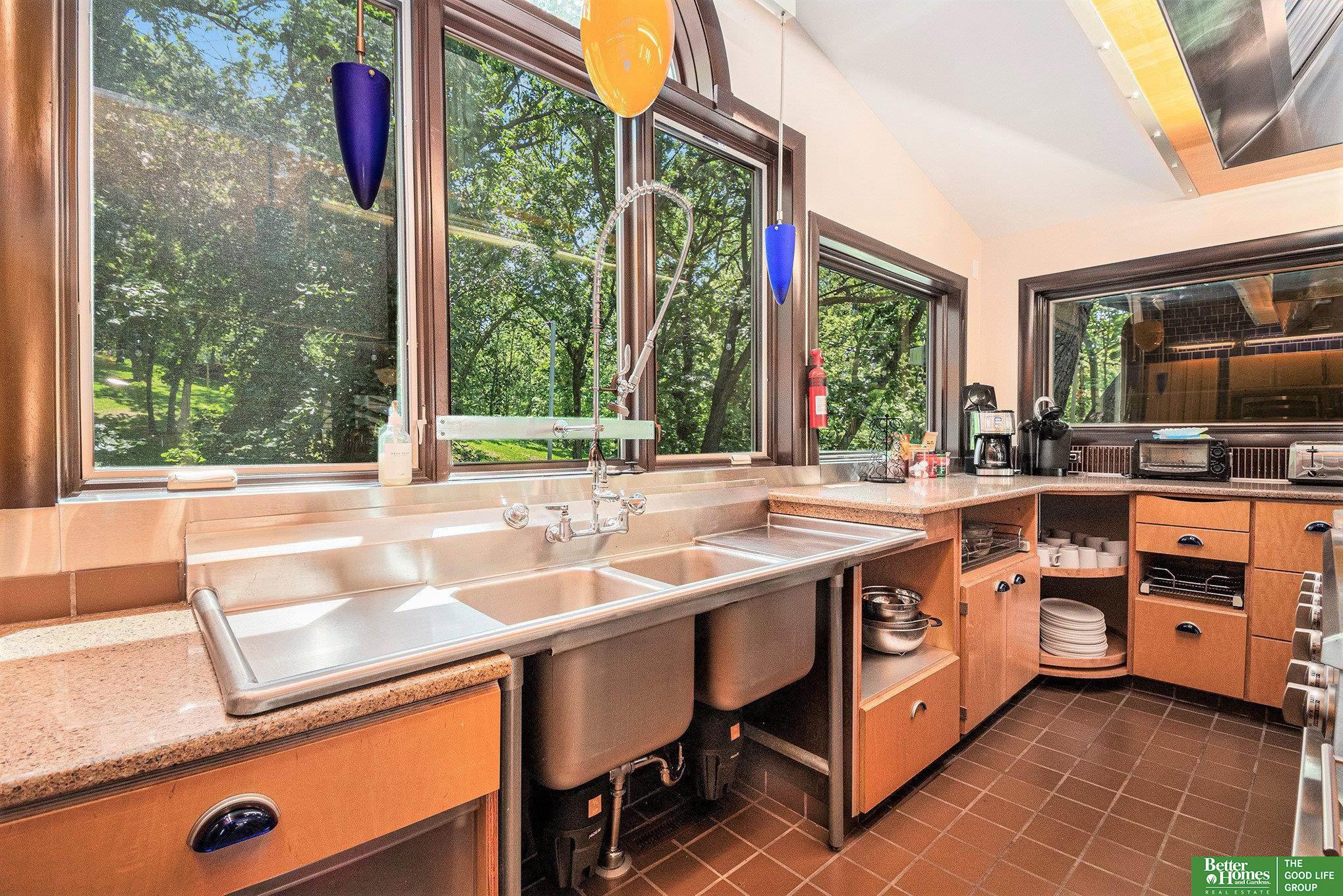 21811 Hillandale Drive