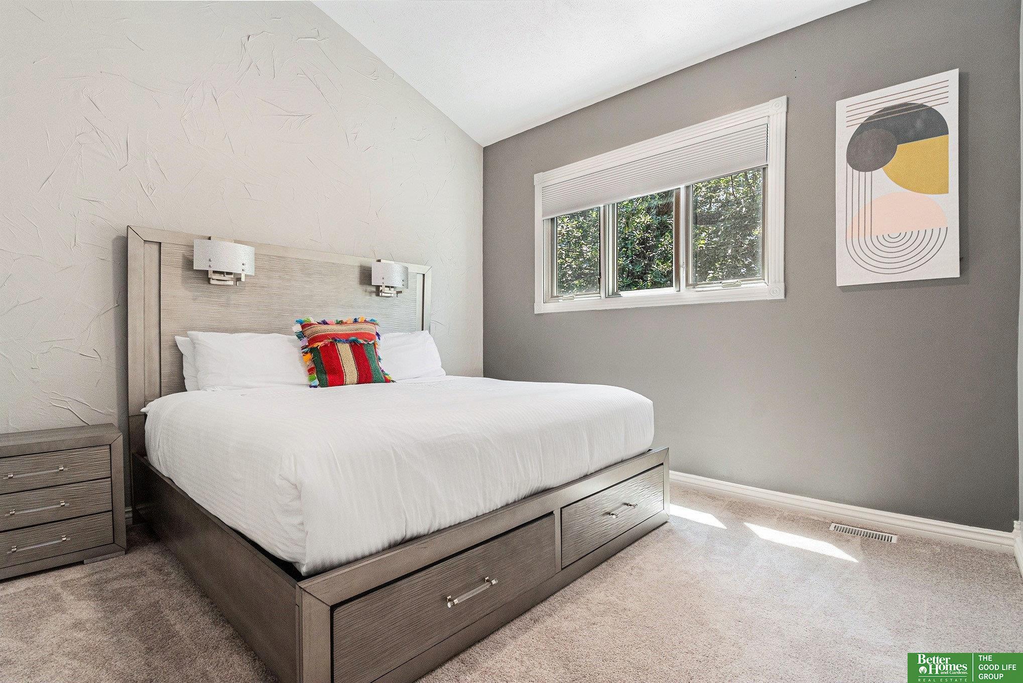 21811 Hillandale Drive